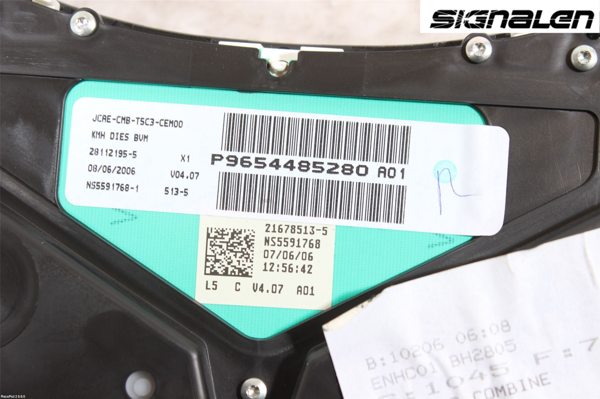 Peugeot 307     05-08 Instrument Komb