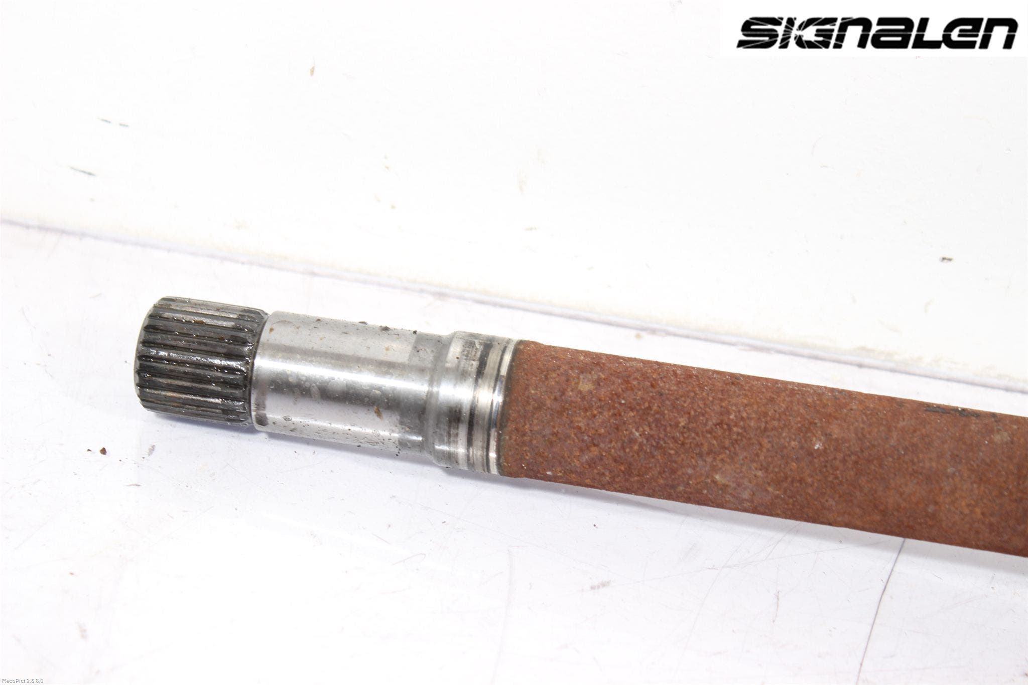 Peugeot 308 08-13 Drivaxel Fram Höger