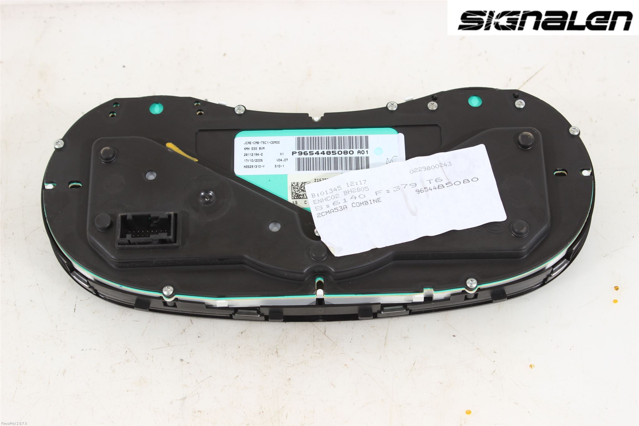 Peugeot 307     05-08 Instrument Komb