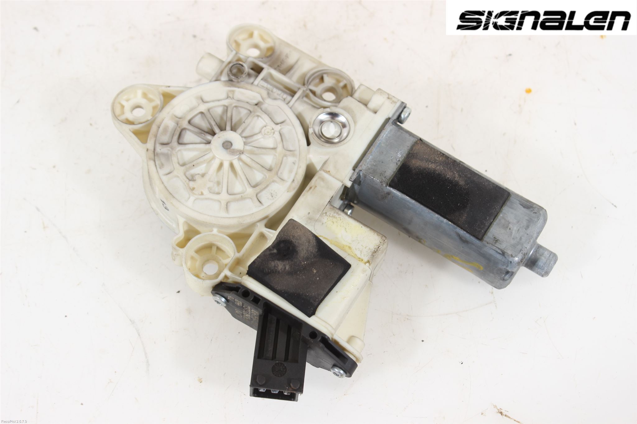 Opel VECTRA C 06-08 Fönsterhissmotor