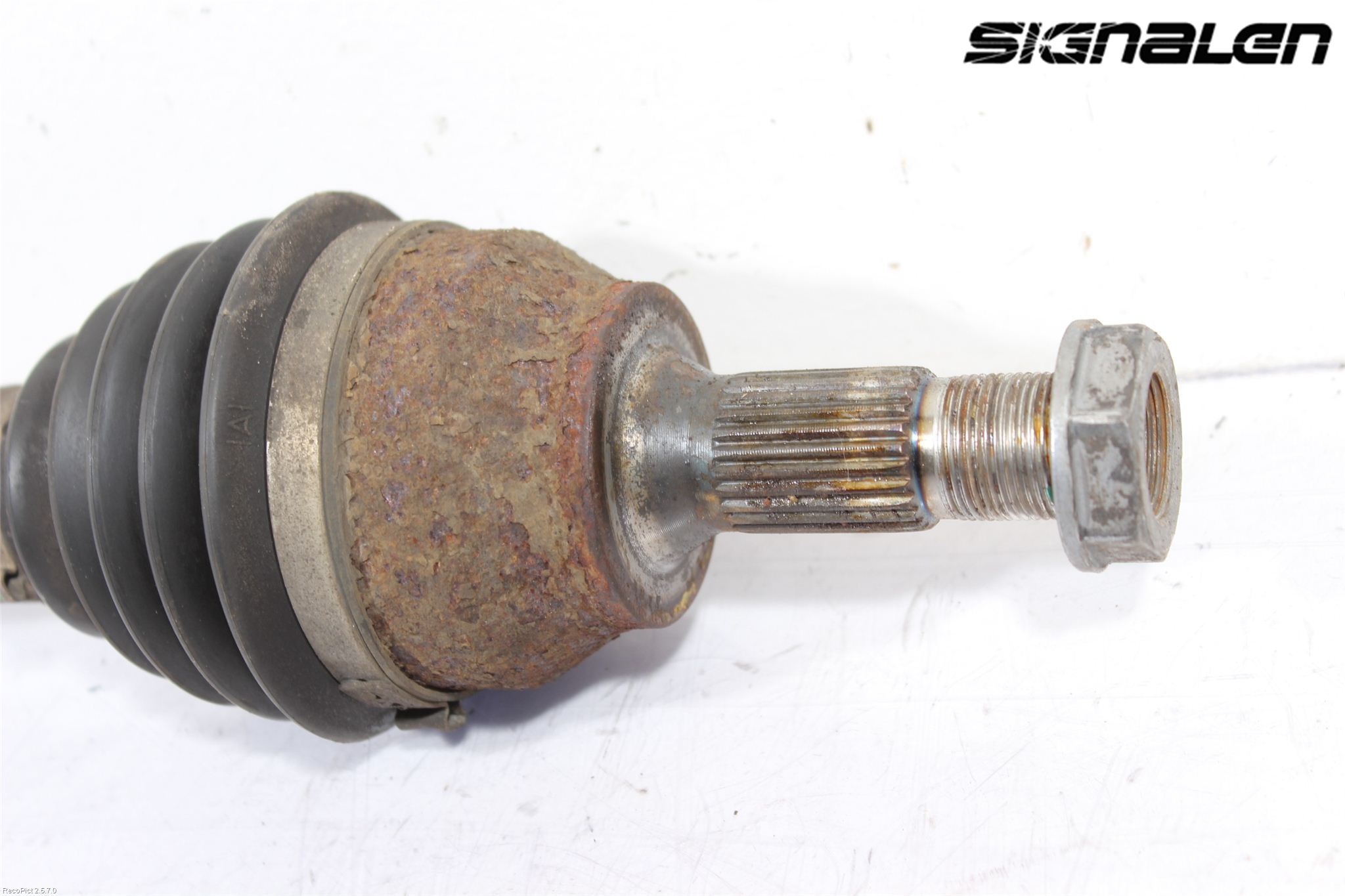 Citroen C3 PICASSO Drivaxel Fram Höger