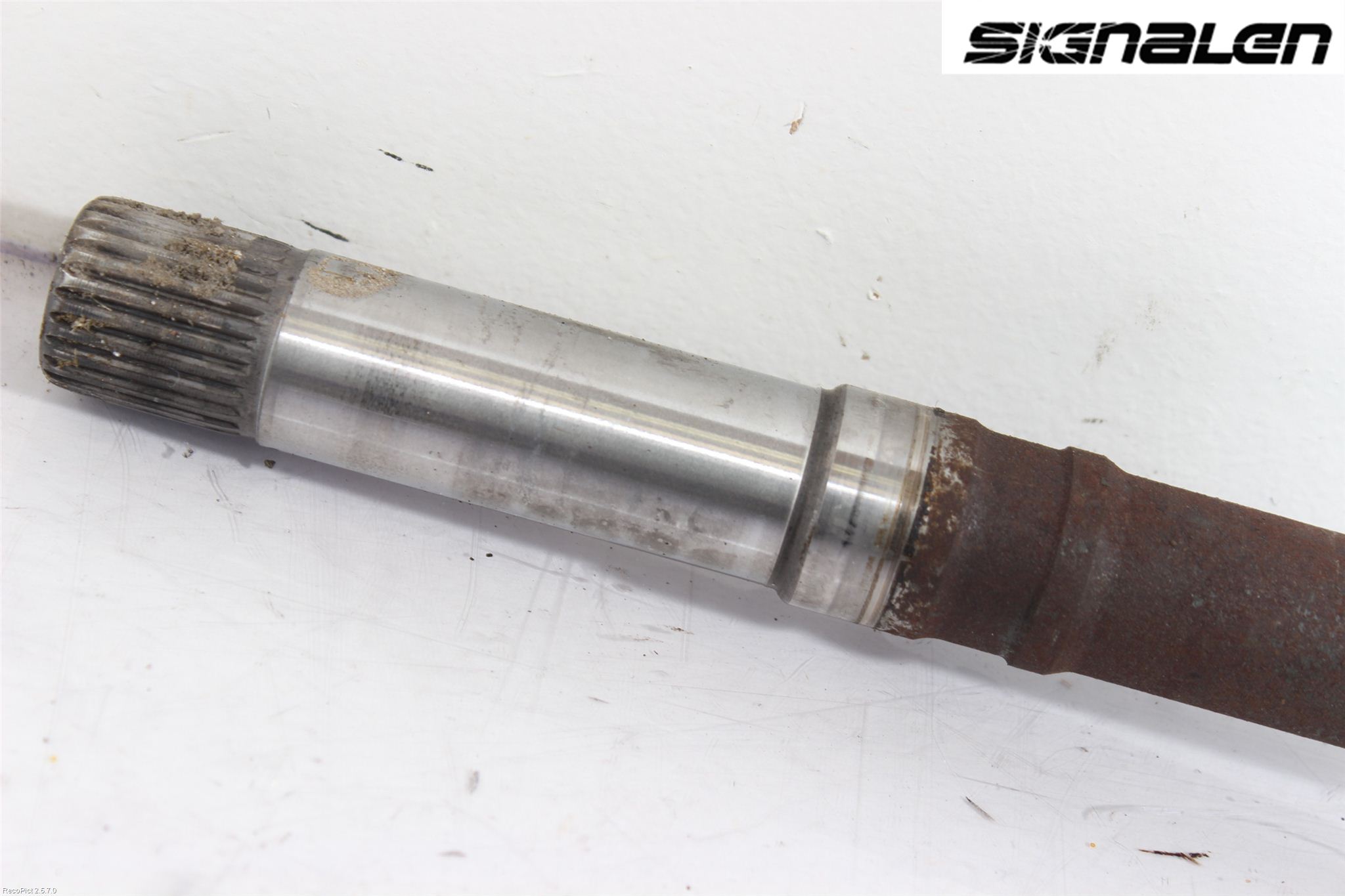 Citroen C3 PICASSO Drivaxel Fram Höger