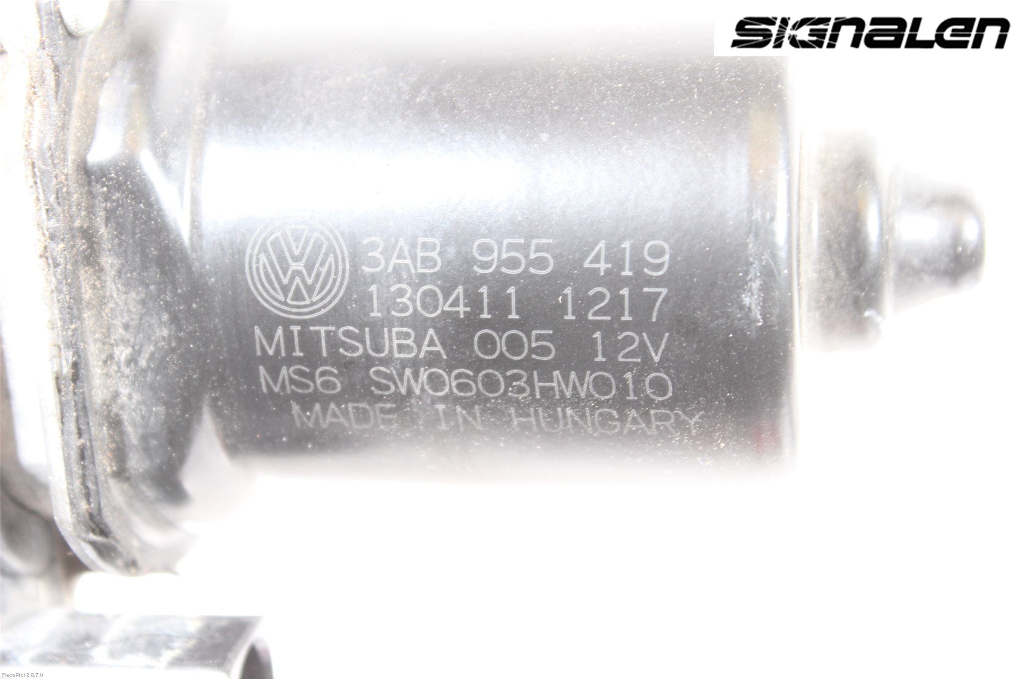 Volkswagen VW PASSAT 11-14 Torkarmotor Vindruta