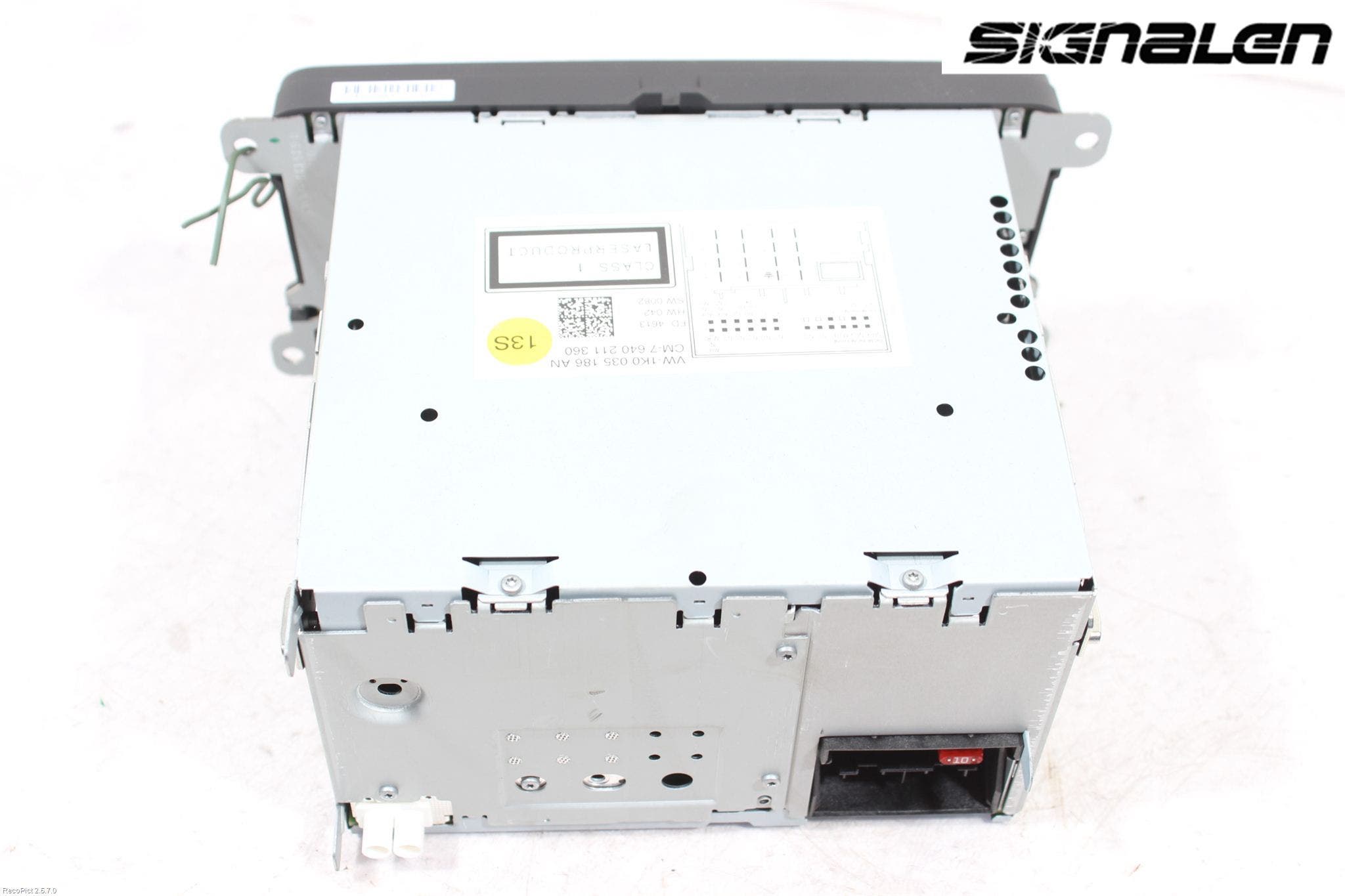 Volkswagen VW TOURAN 10-15 Radio