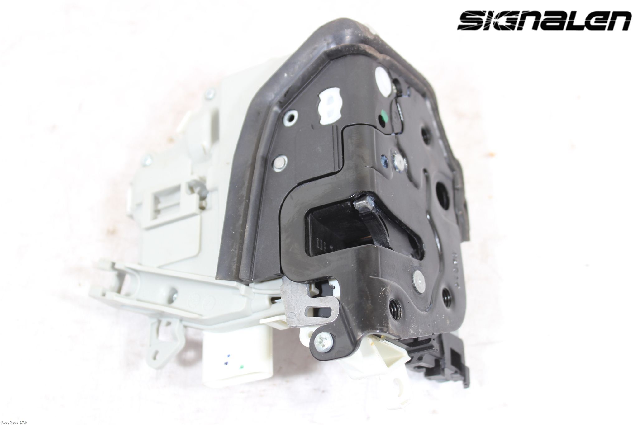 Audi A6 ALLROAD 12-18 Låskista-Dörrlås