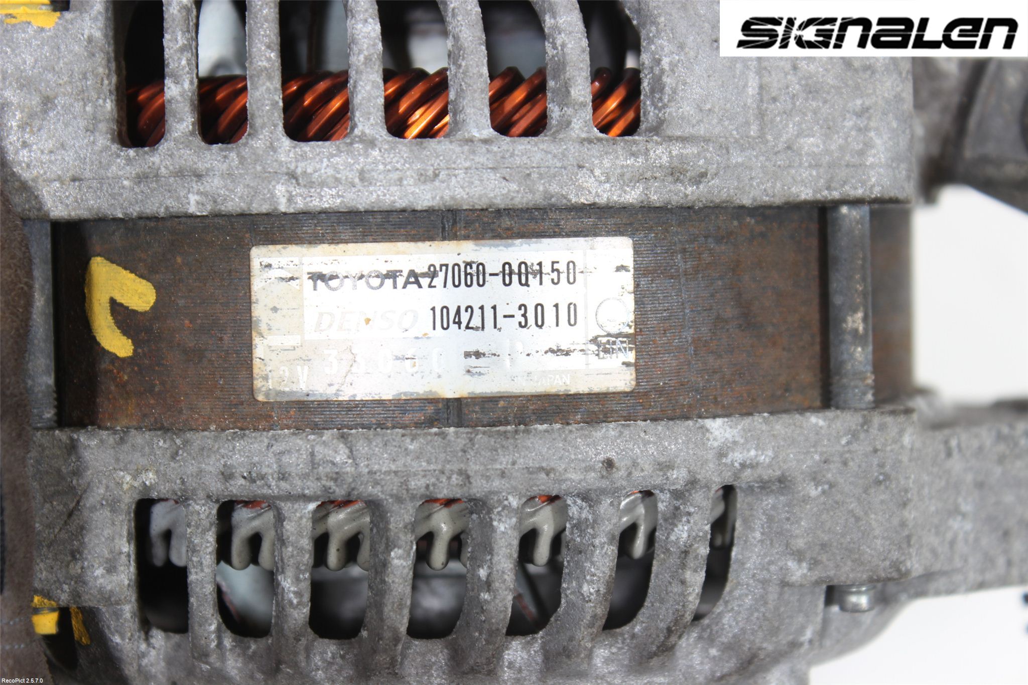 Toyota YARIS XP130 12-14 Generator