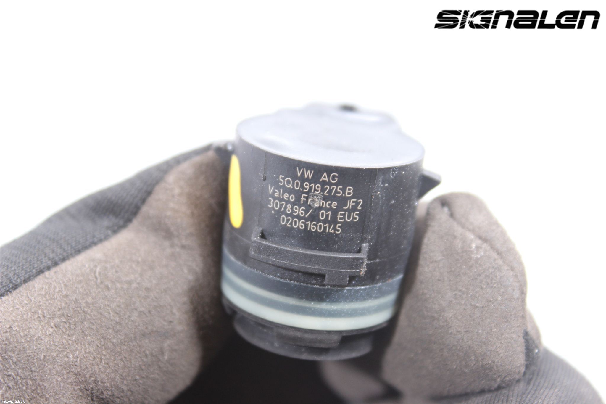 Volkswagen VW PASSAT 15-19 Parkeringshjälp Frontsensor