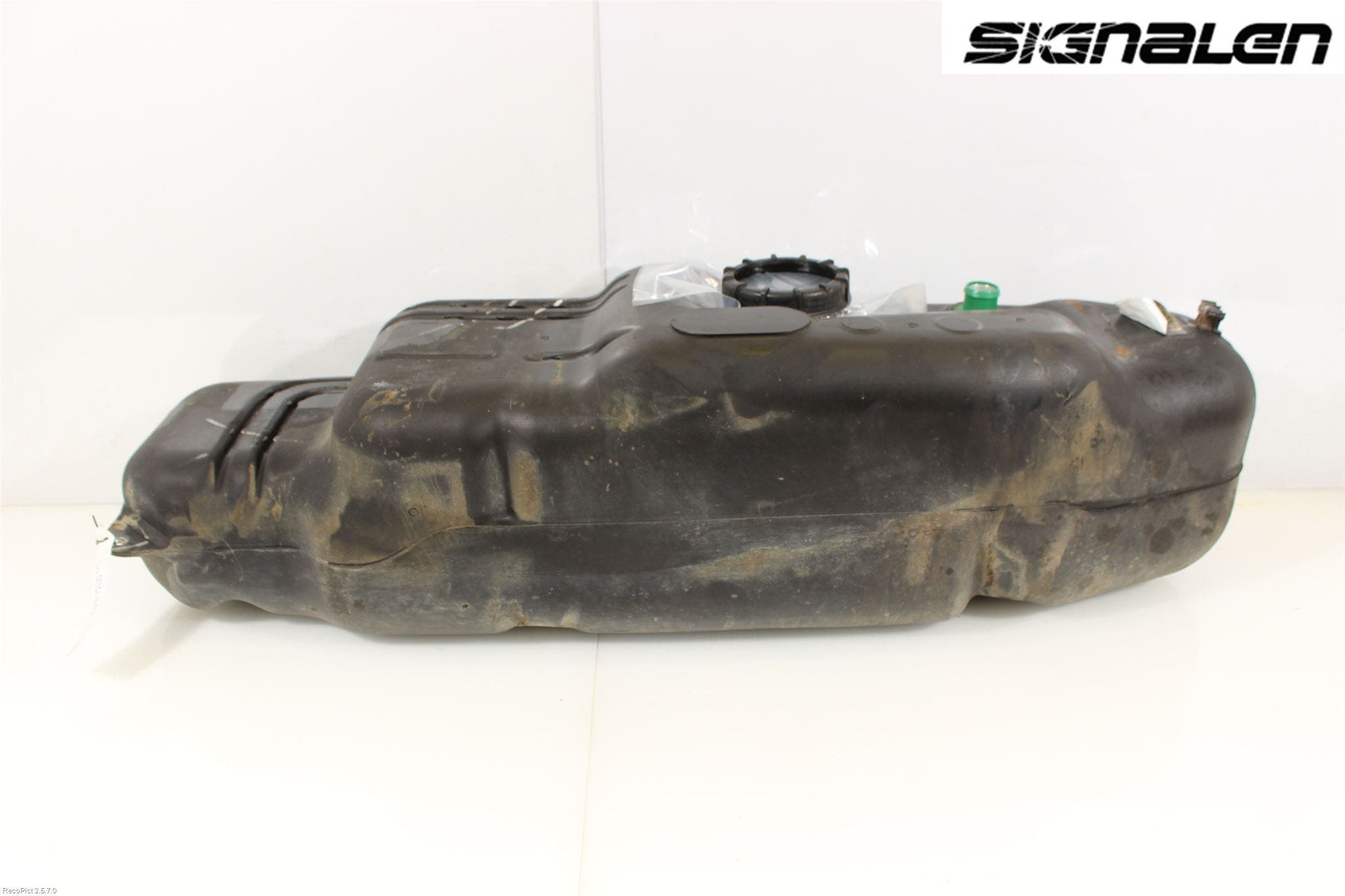 Volkswagen VW AMAROK 2H 10-22 Bränsletank Diesel