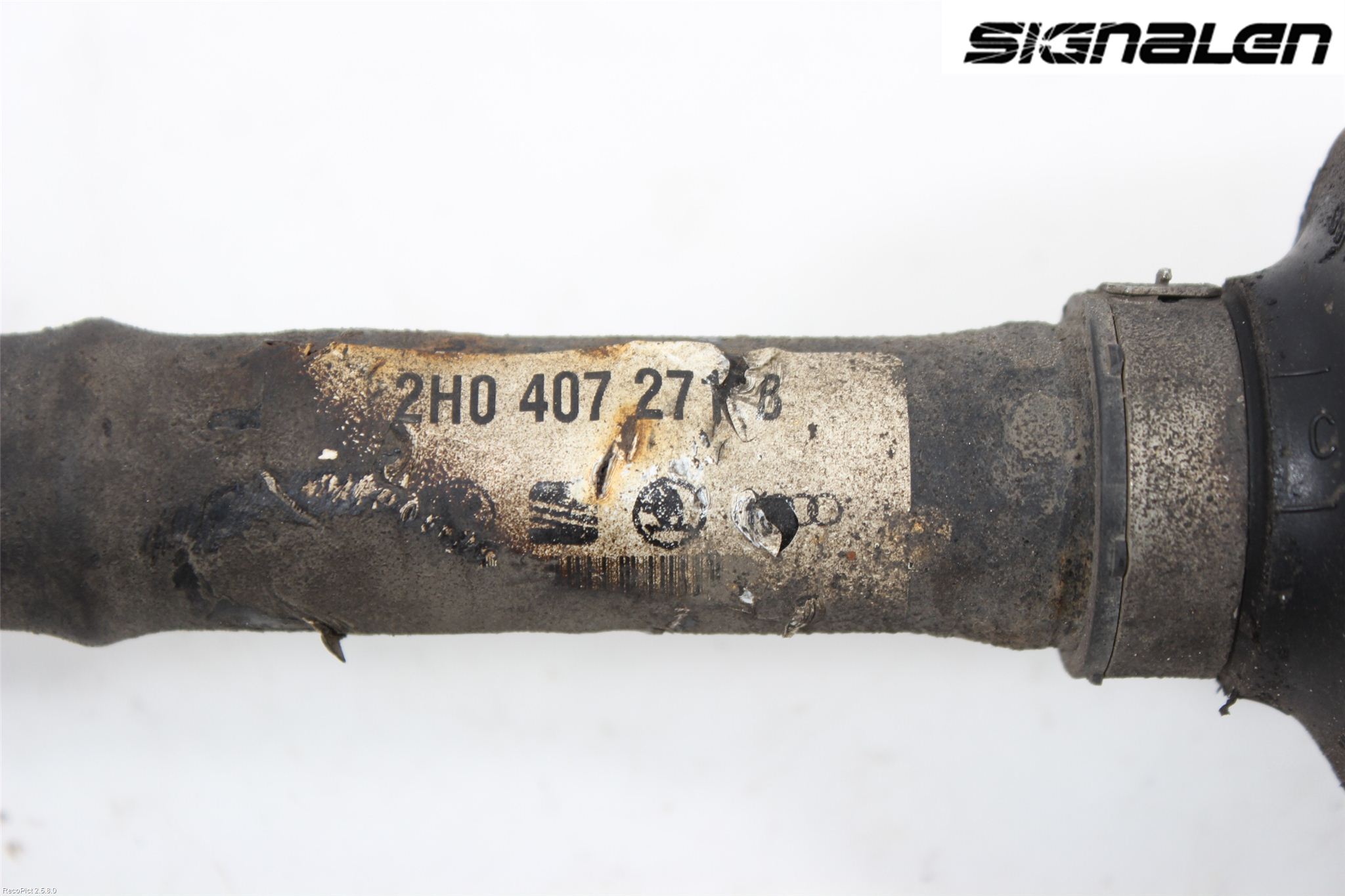 Volkswagen VW AMAROK 2H 10-22 Drivaxel Fram Vänster