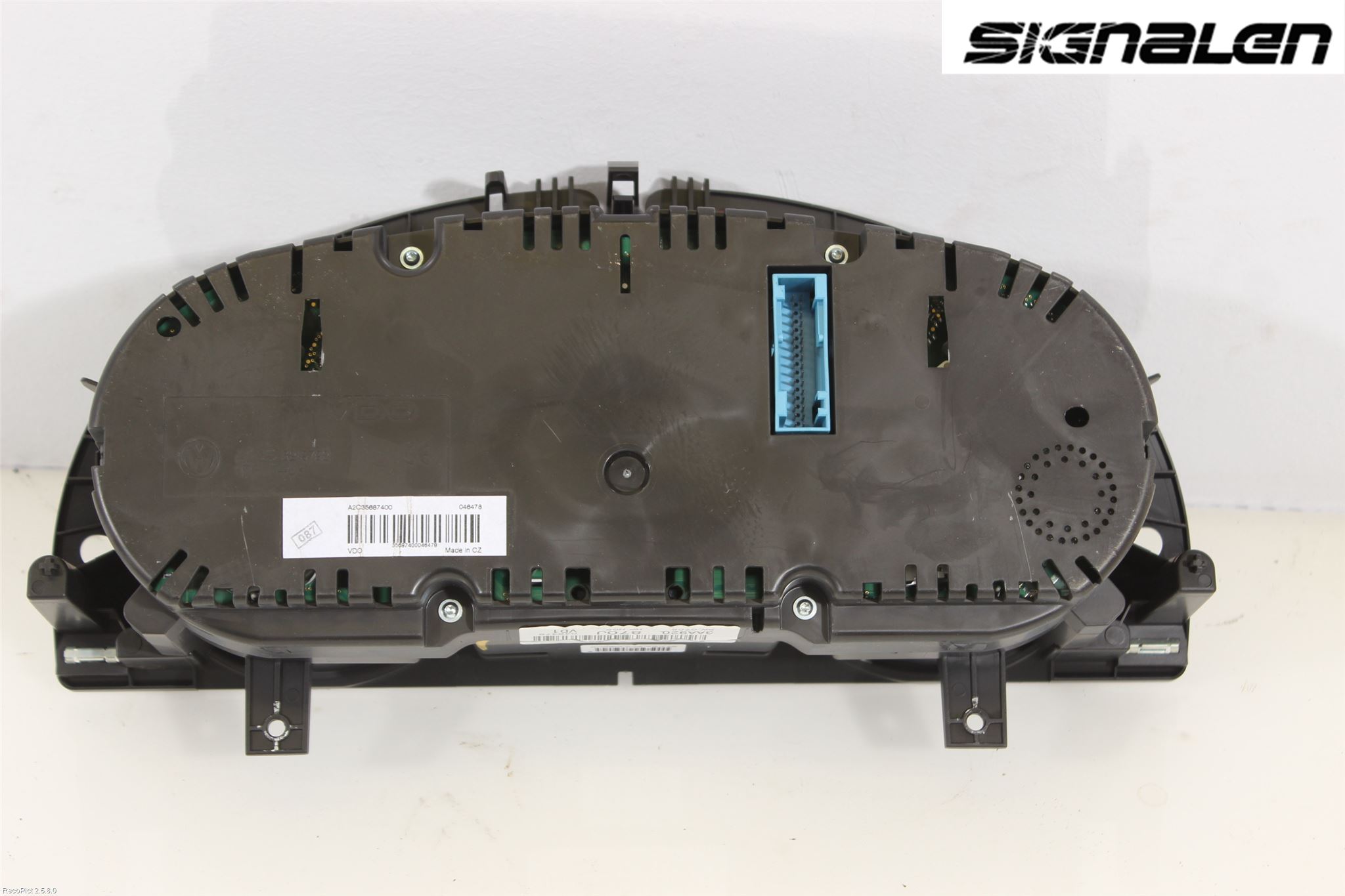 Volkswagen VW PASSAT 11-14 Instrument Komb