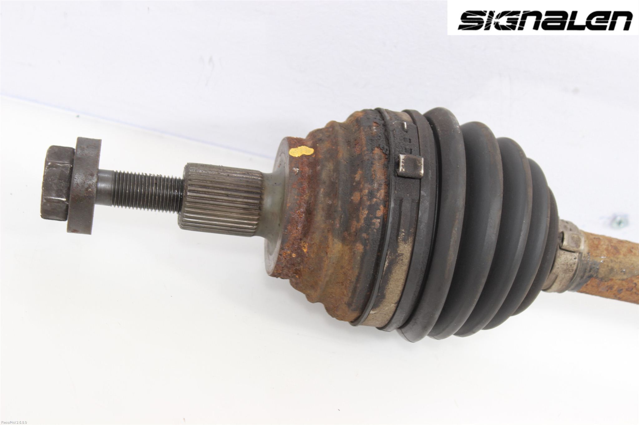 Volkswagen VW GOLF V 04-09 Drivaxel Fram Vänster