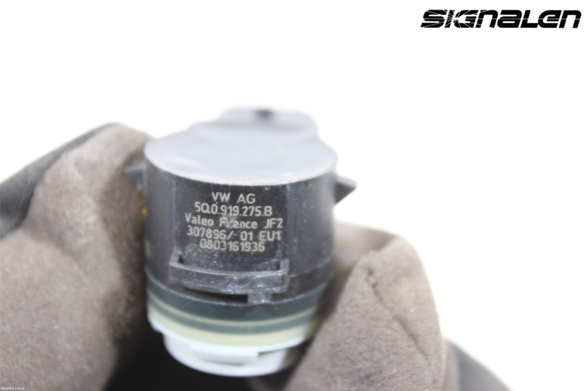 Audi A4/S4 B9 16-19 Parkeringshjälp Backsensor