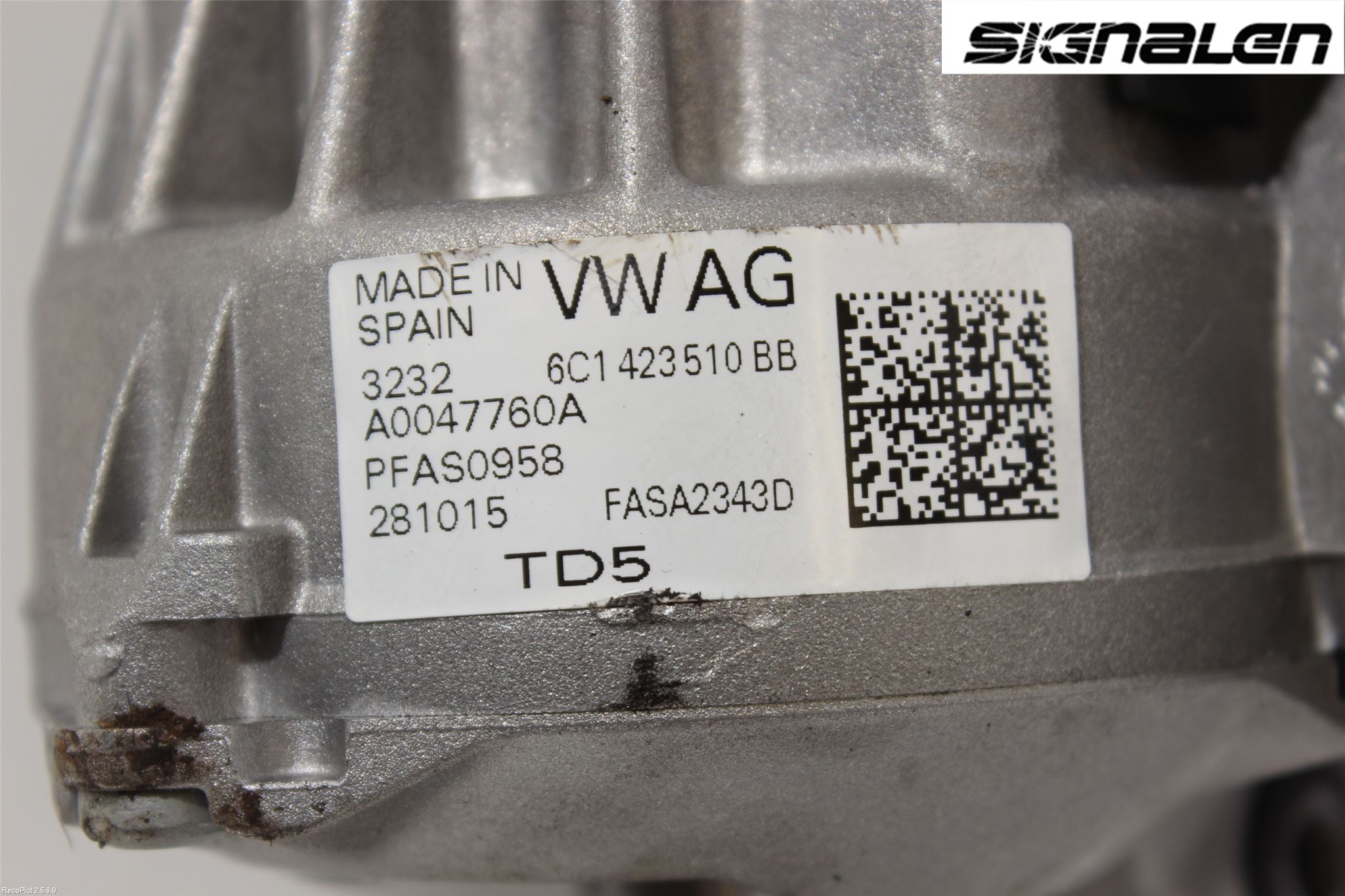 Volkswagen VW POLO 10-17 Rattaxelagg Med Inb Servo