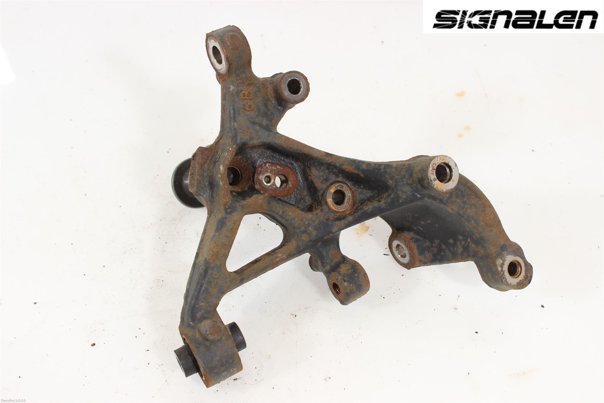 Volkswagen VW GOLF / E-GOLF VII 13-20 Hjullagerhus-Spindel Vä B