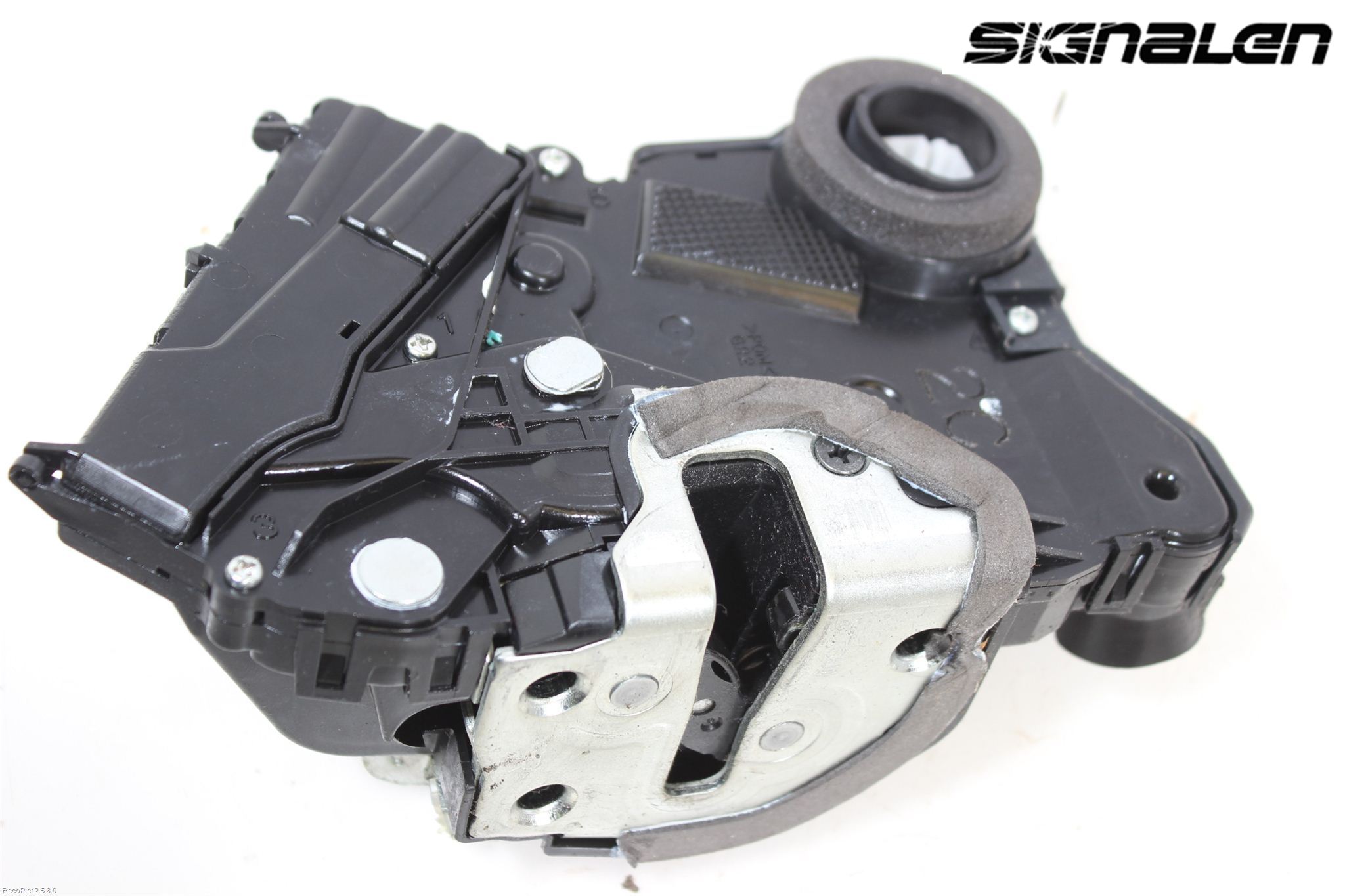 Toyota YARIS XP90 06-11 Låskista-Dörrlås