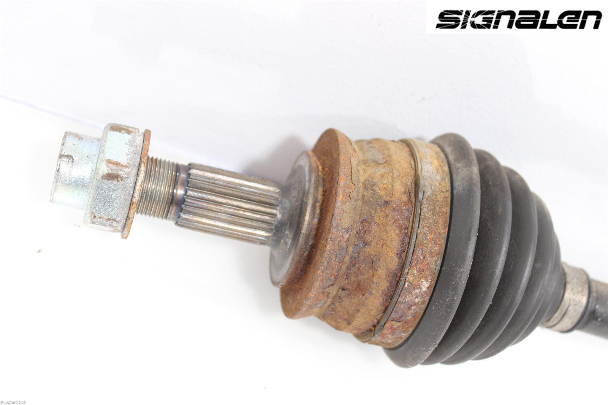 Opel CORSA D 07-14 Drivaxel Fram Höger