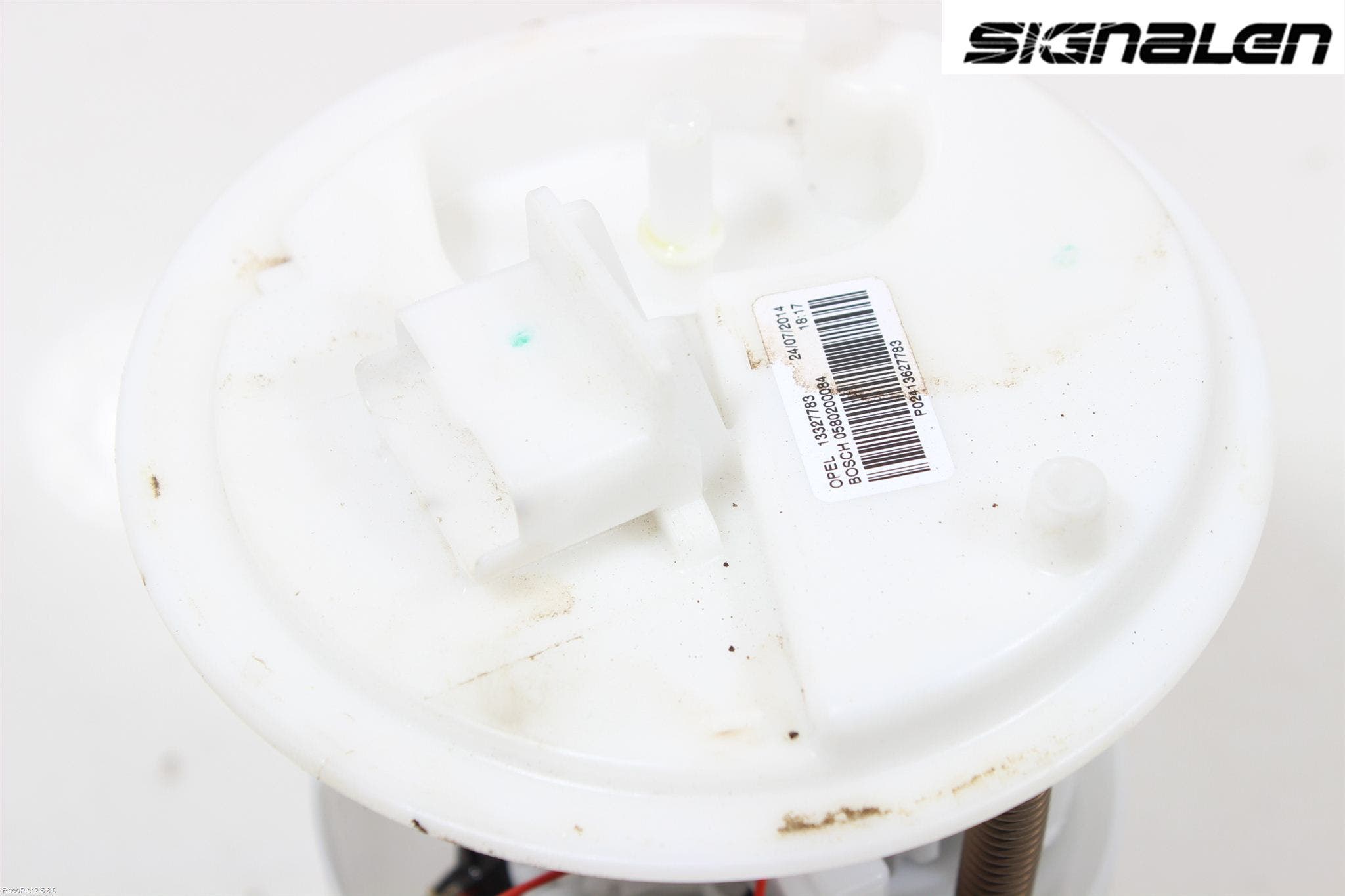 Opel CORSA D 07-14 Bränslepump El