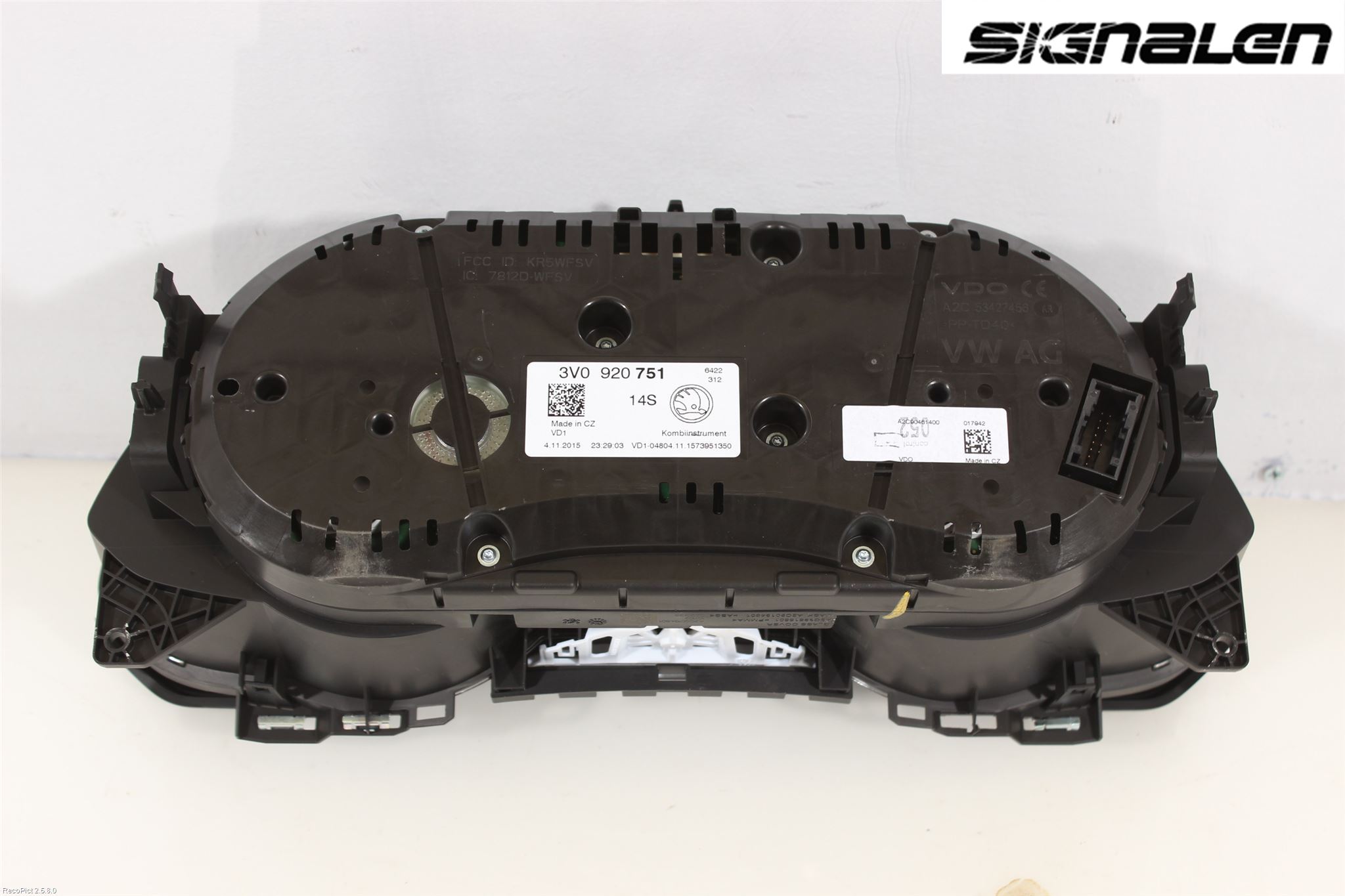 Skoda SUPERB 16-24 Instrument Komb