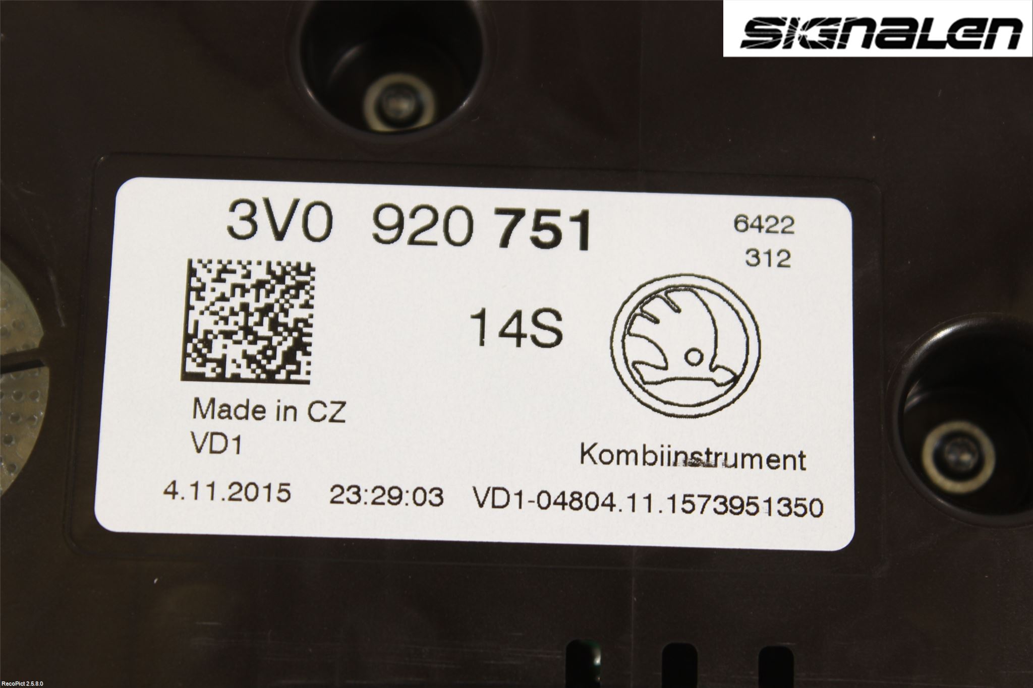 Skoda SUPERB 16-24 Instrument Komb