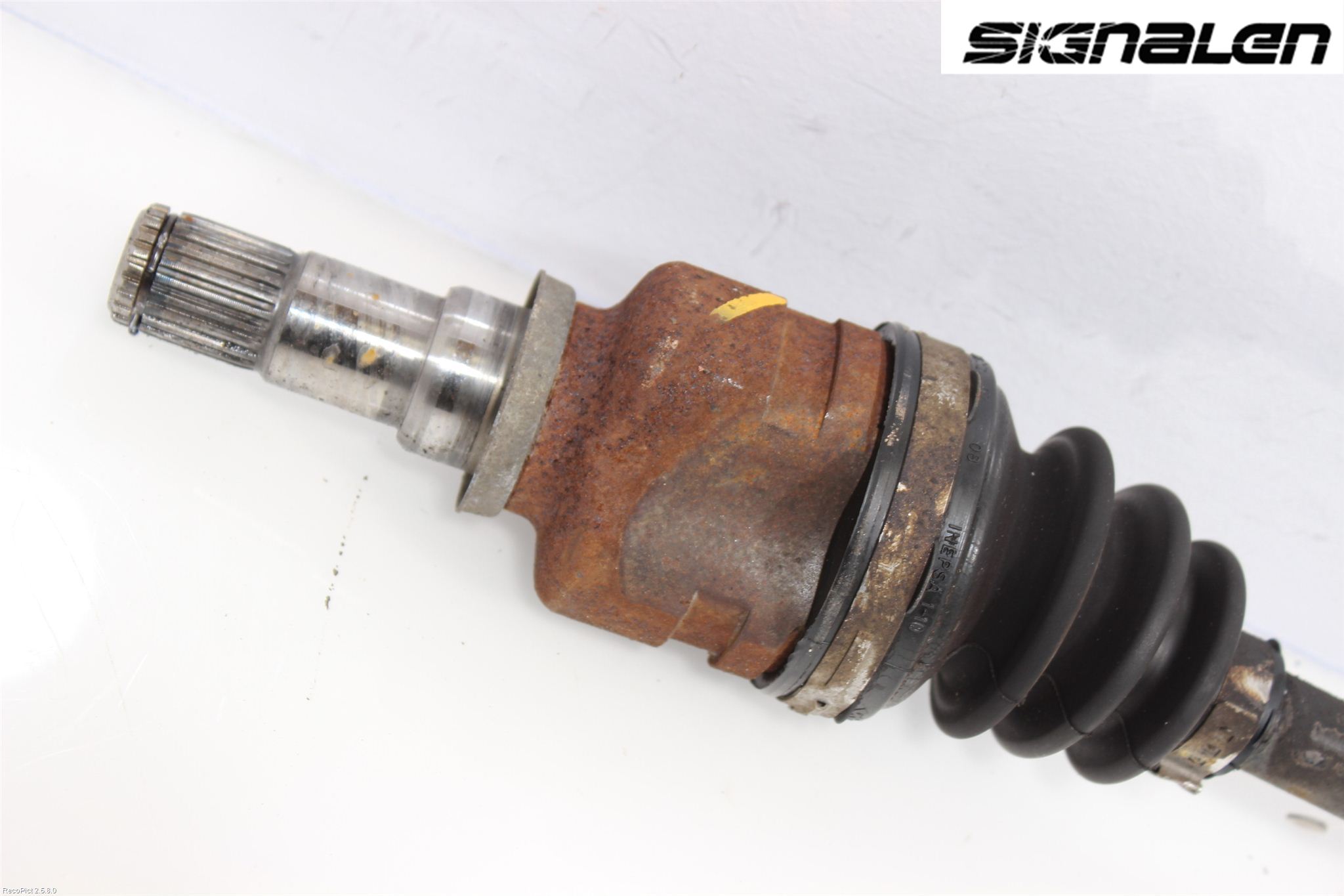 Toyota YARIS XP90 06-11 Drivaxel Fram Vänster