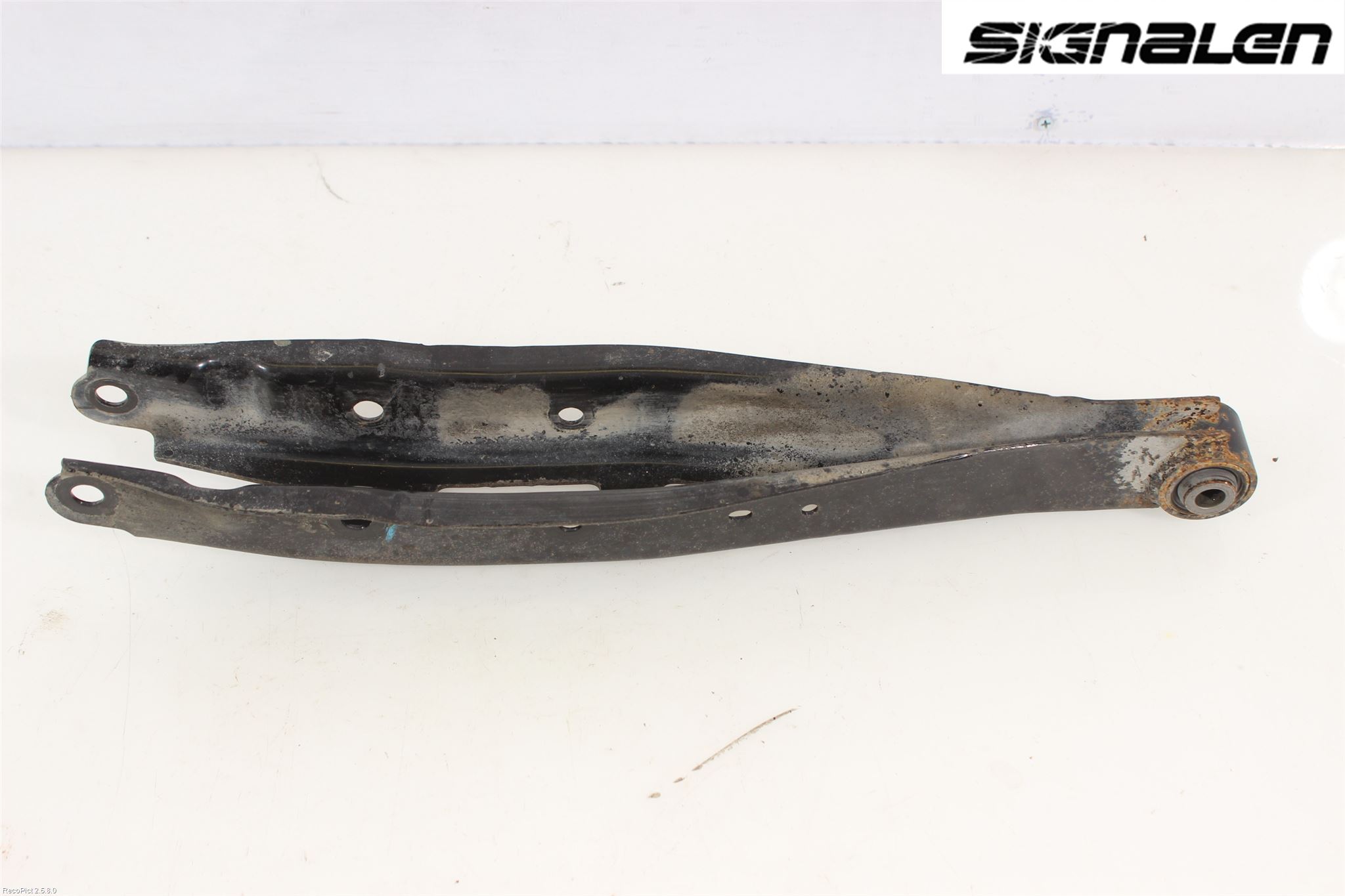 Subaru LEGACY 10-14 Bärarm Bak Höger