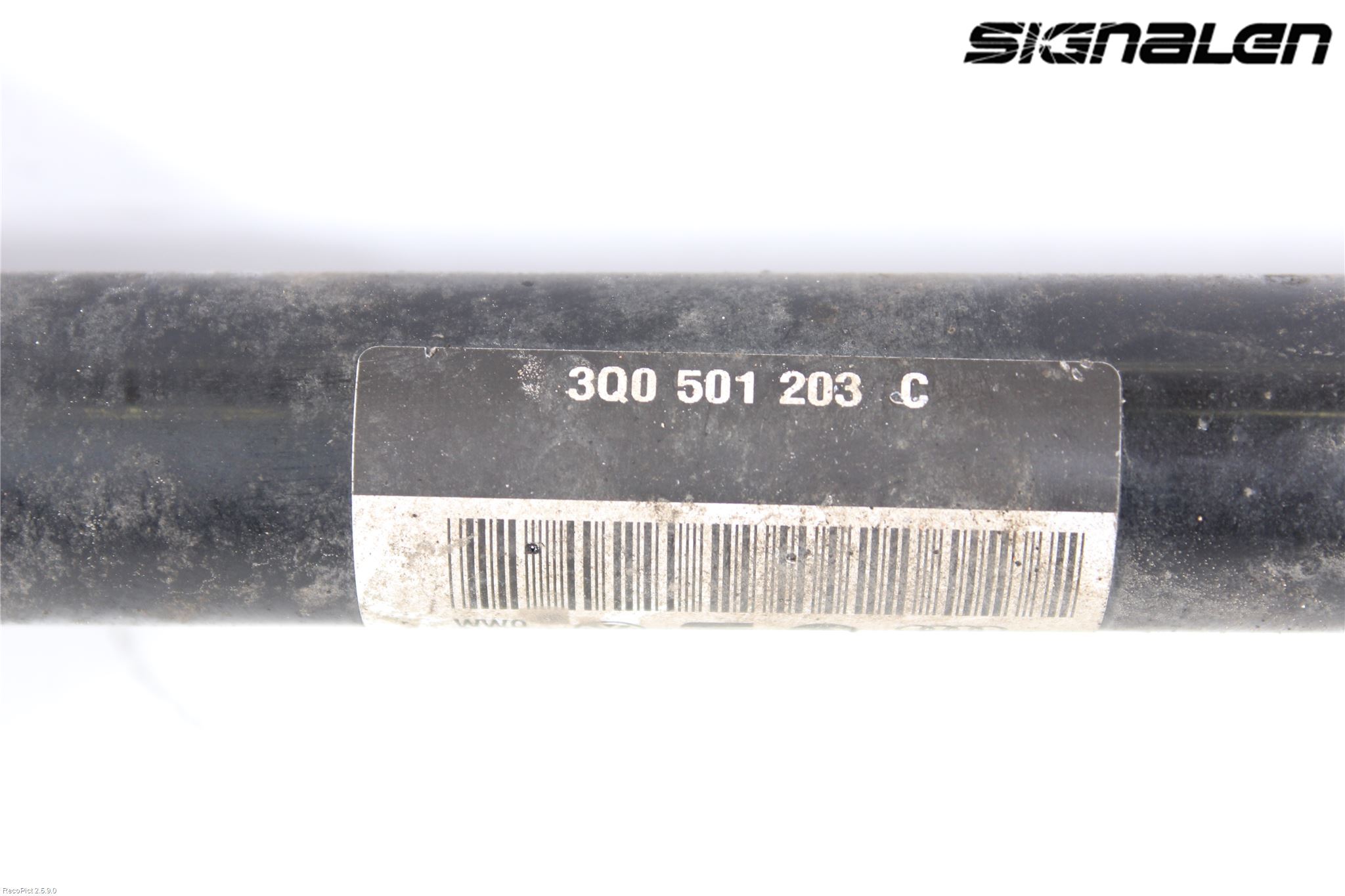 Volkswagen VW PASSAT 15-19 Drivaxel Bak Vänster