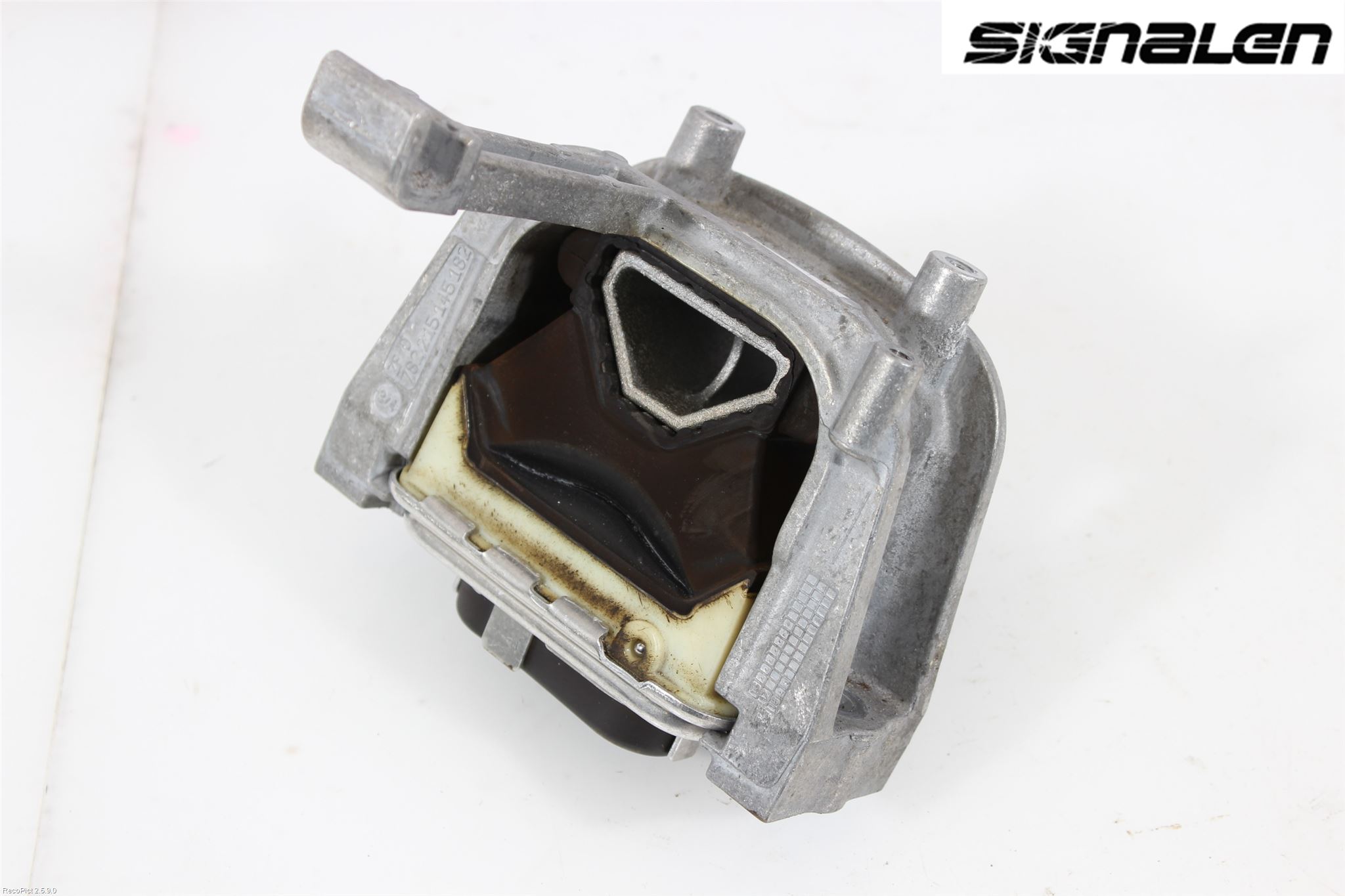 Volkswagen VW PASSAT 15-19 Motorfäste