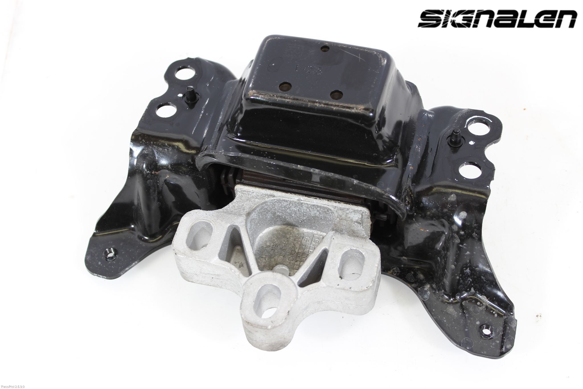 Volkswagen VW PASSAT 15-19 Motorfäste