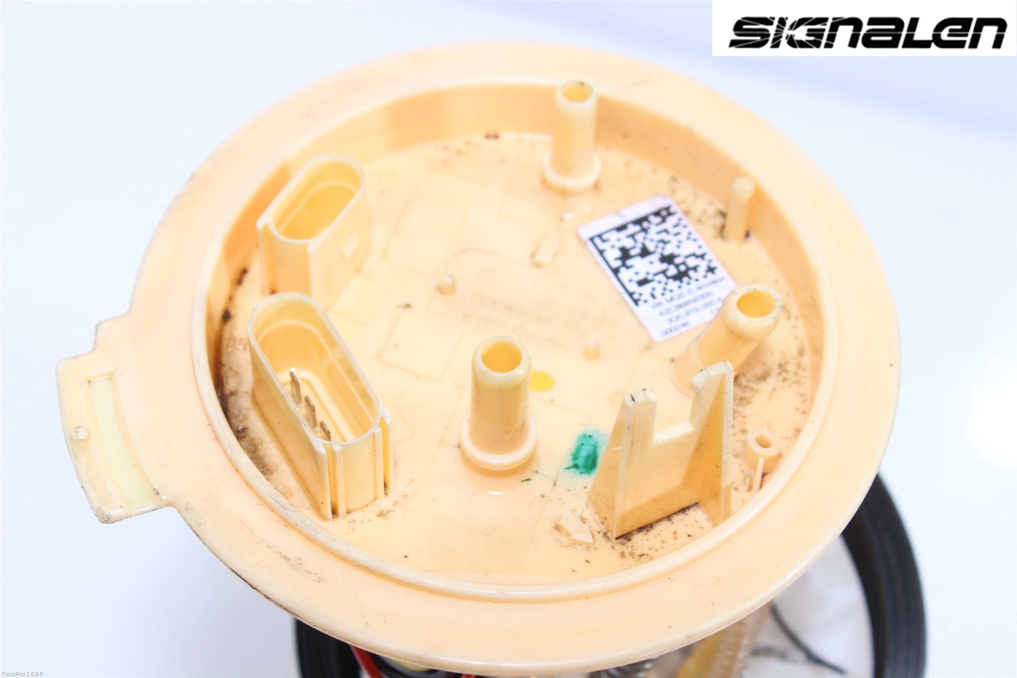 Volkswagen VW PASSAT 15-19 Bränslepump El