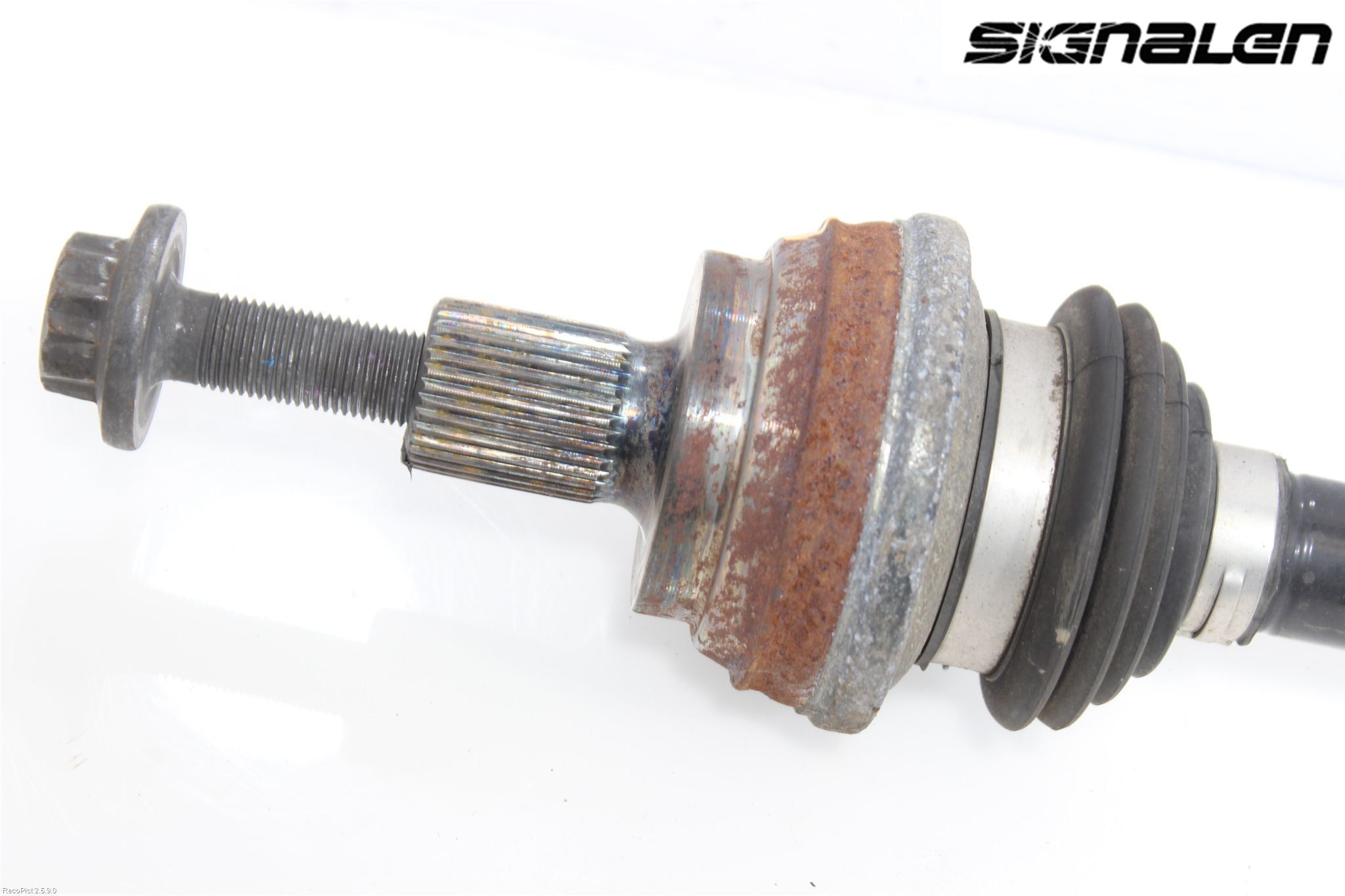 Volkswagen VW TIGUAN 07-16 Drivaxel Bak Vänster