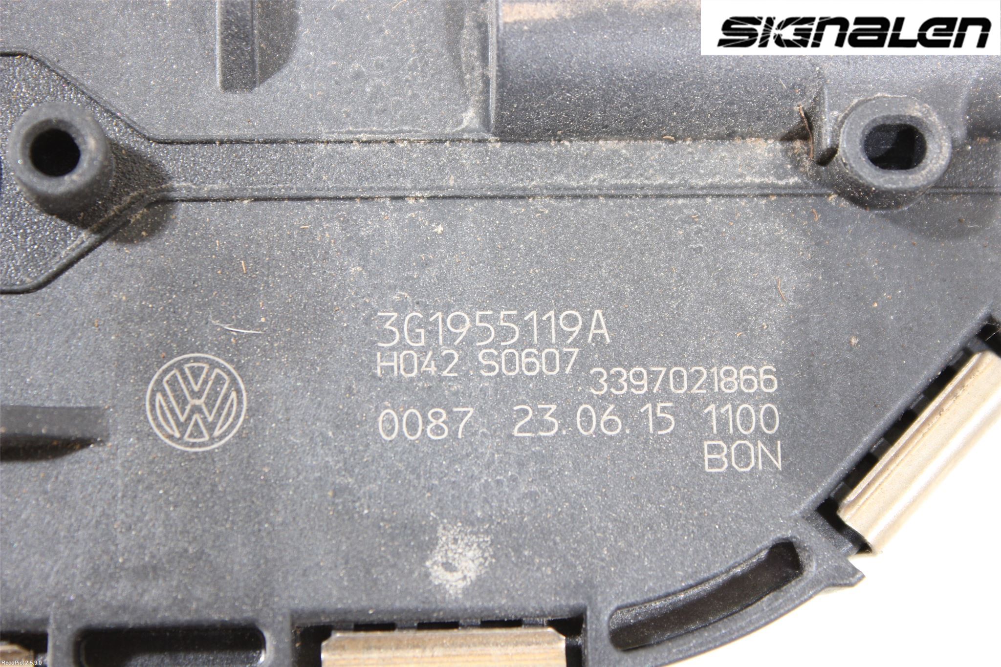 Volkswagen VW PASSAT 15-19 Torkarmotor Vindruta