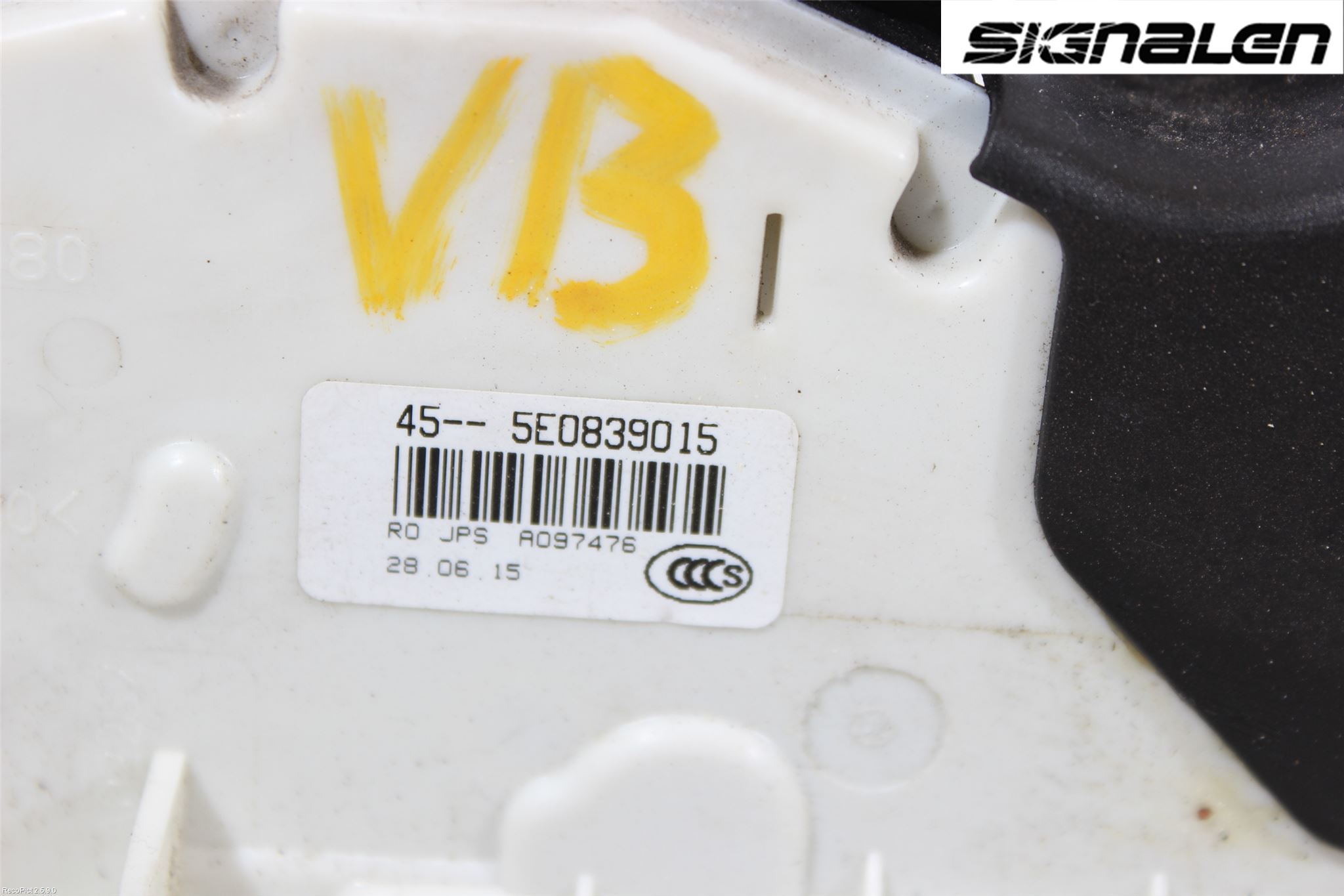 Volkswagen VW PASSAT 15-19 Låskista-Dörrlås