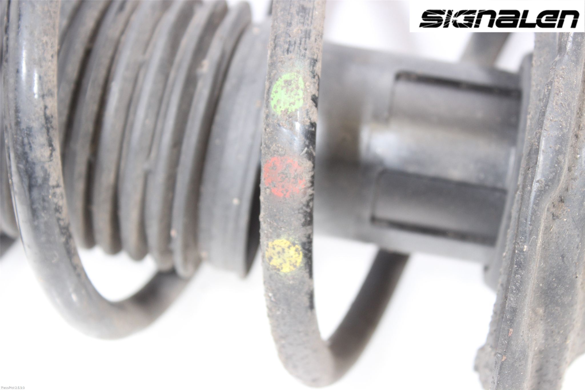 Volkswagen VW PASSAT 15-19 Fjäderben Fram Höger