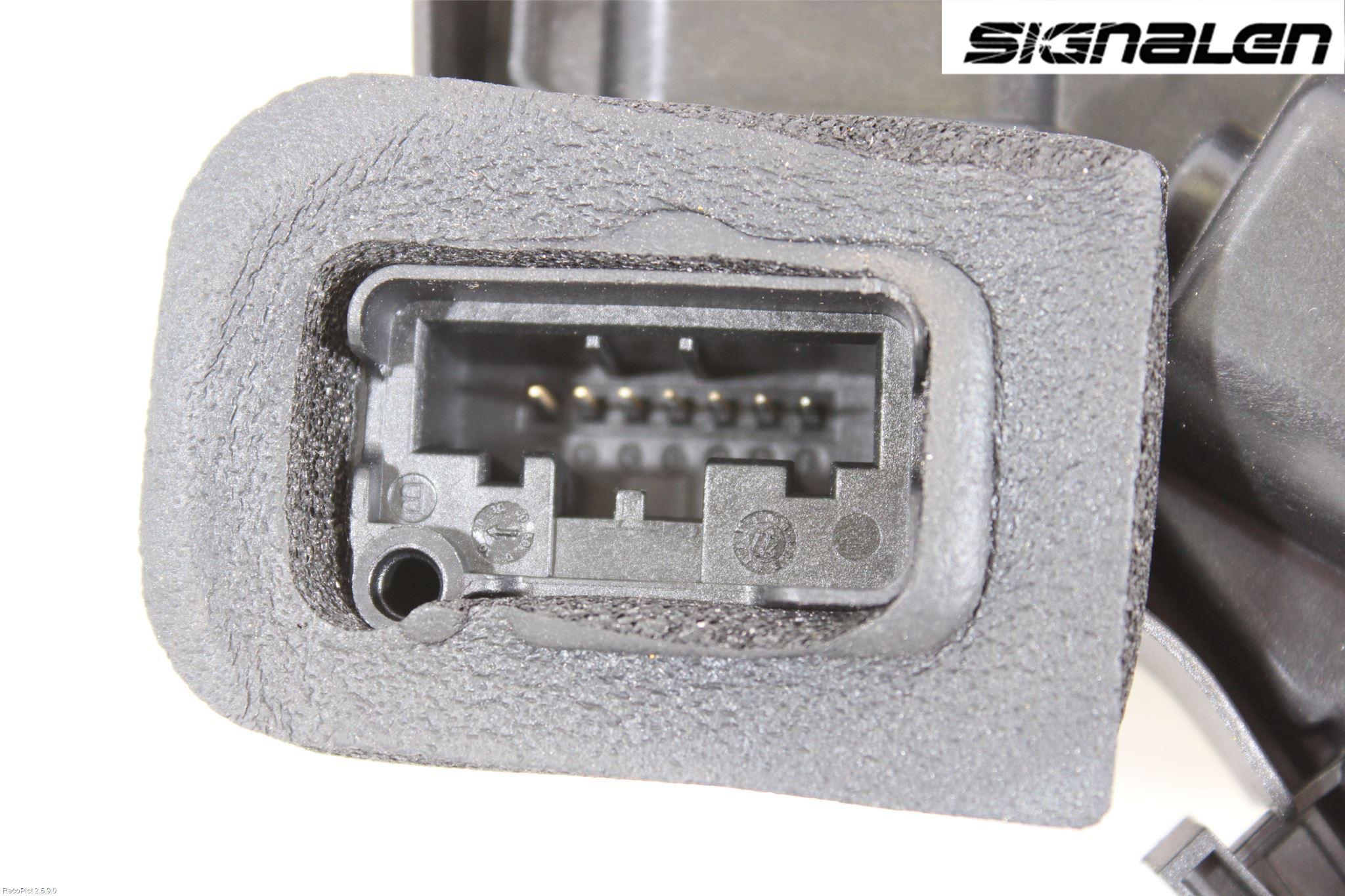 Volkswagen VW PASSAT 15-19 Låskista-Dörrlås