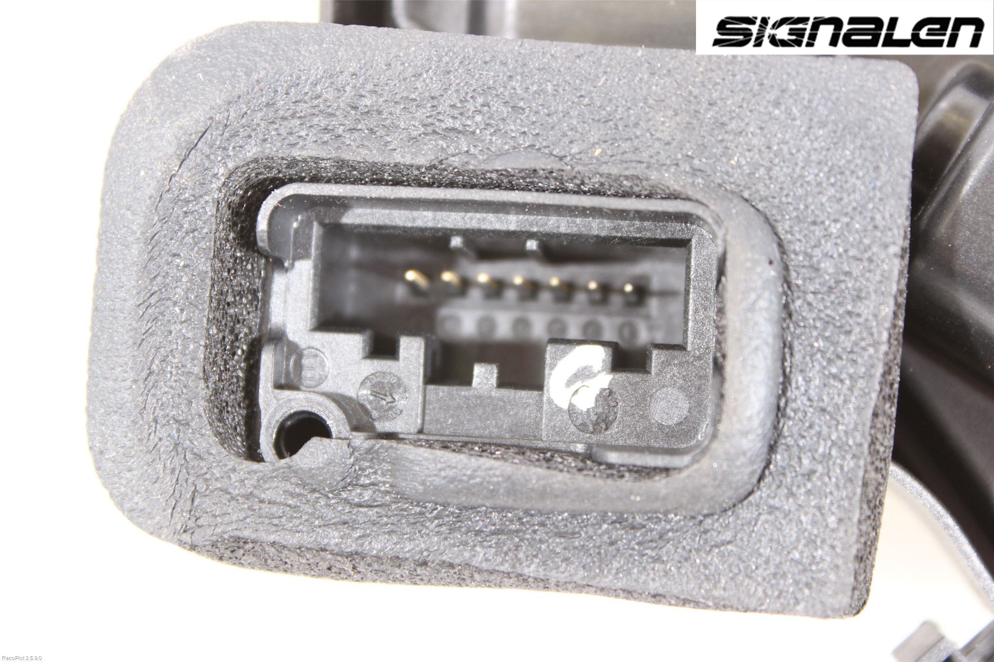 Volkswagen VW PASSAT 15-19 Låskista-Dörrlås