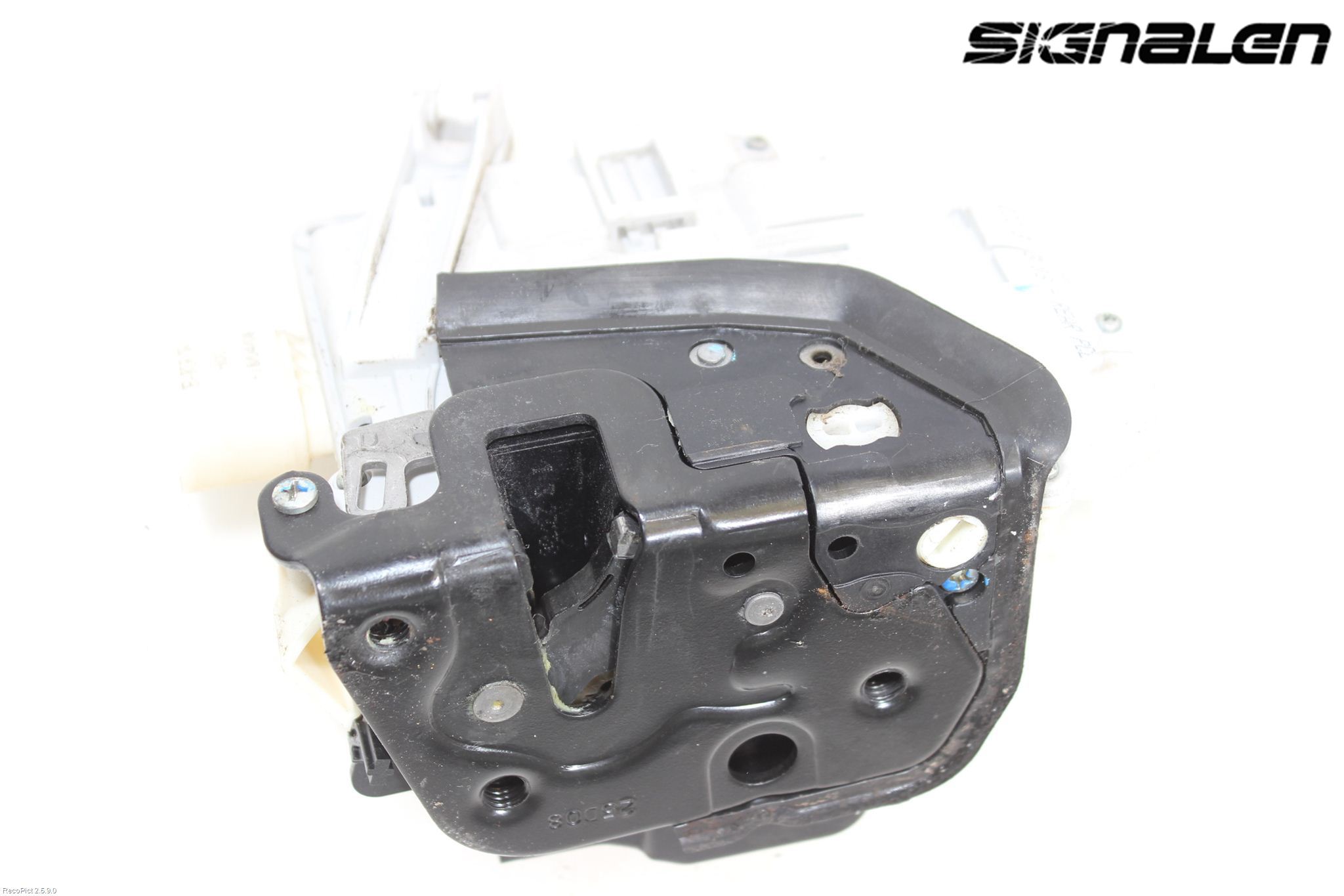 Audi A6/S6     05-11 Låskista-Dörrlås