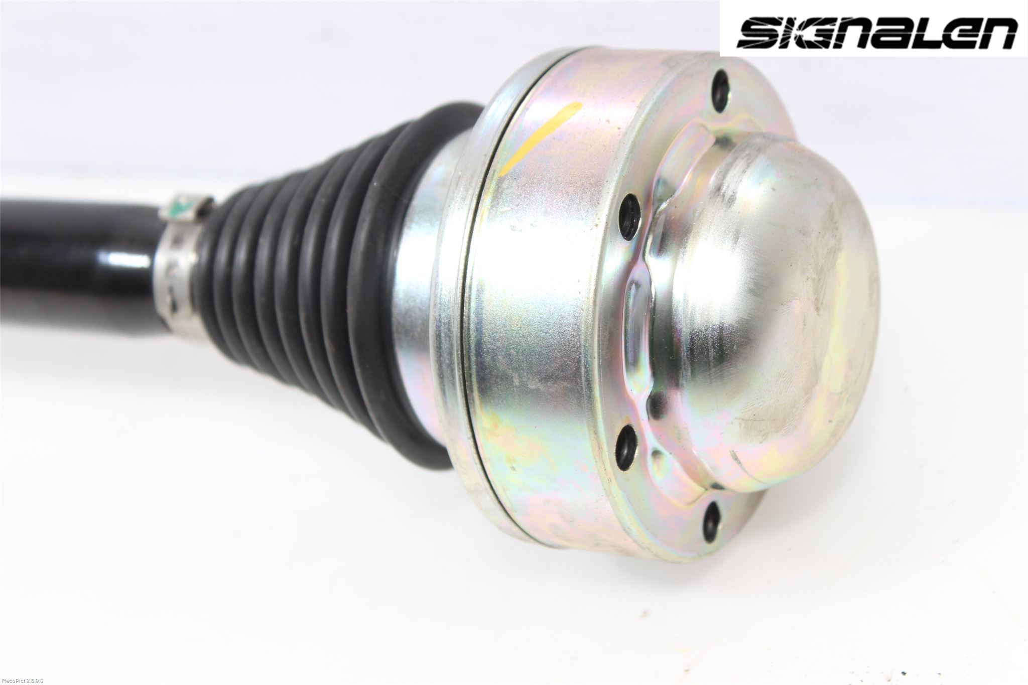 Audi A4/S4 B9 16-19 Drivaxel Bak Höger