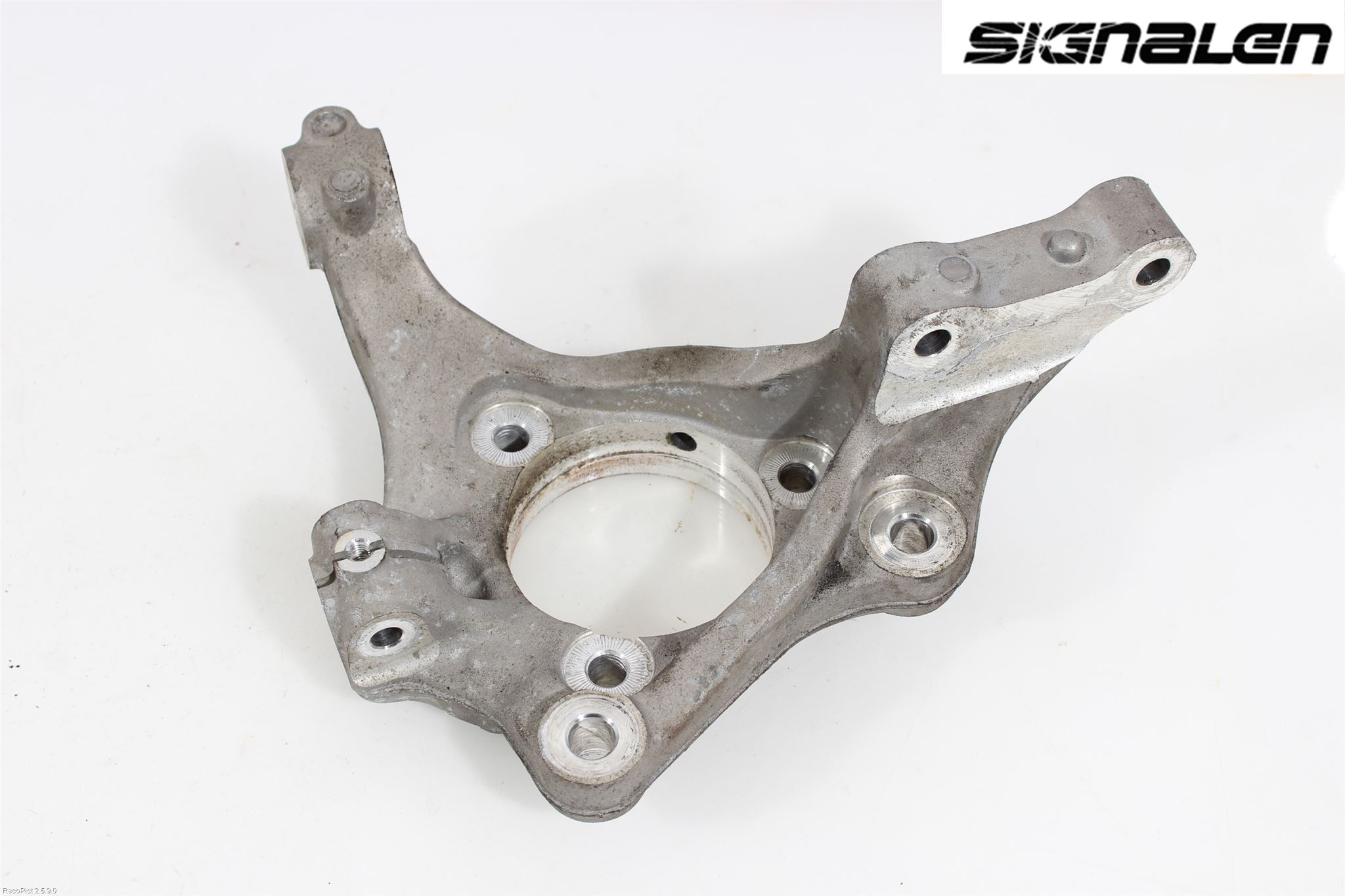 Opel INSIGNIA 09-16 Styrspindel Lagerhus Vä