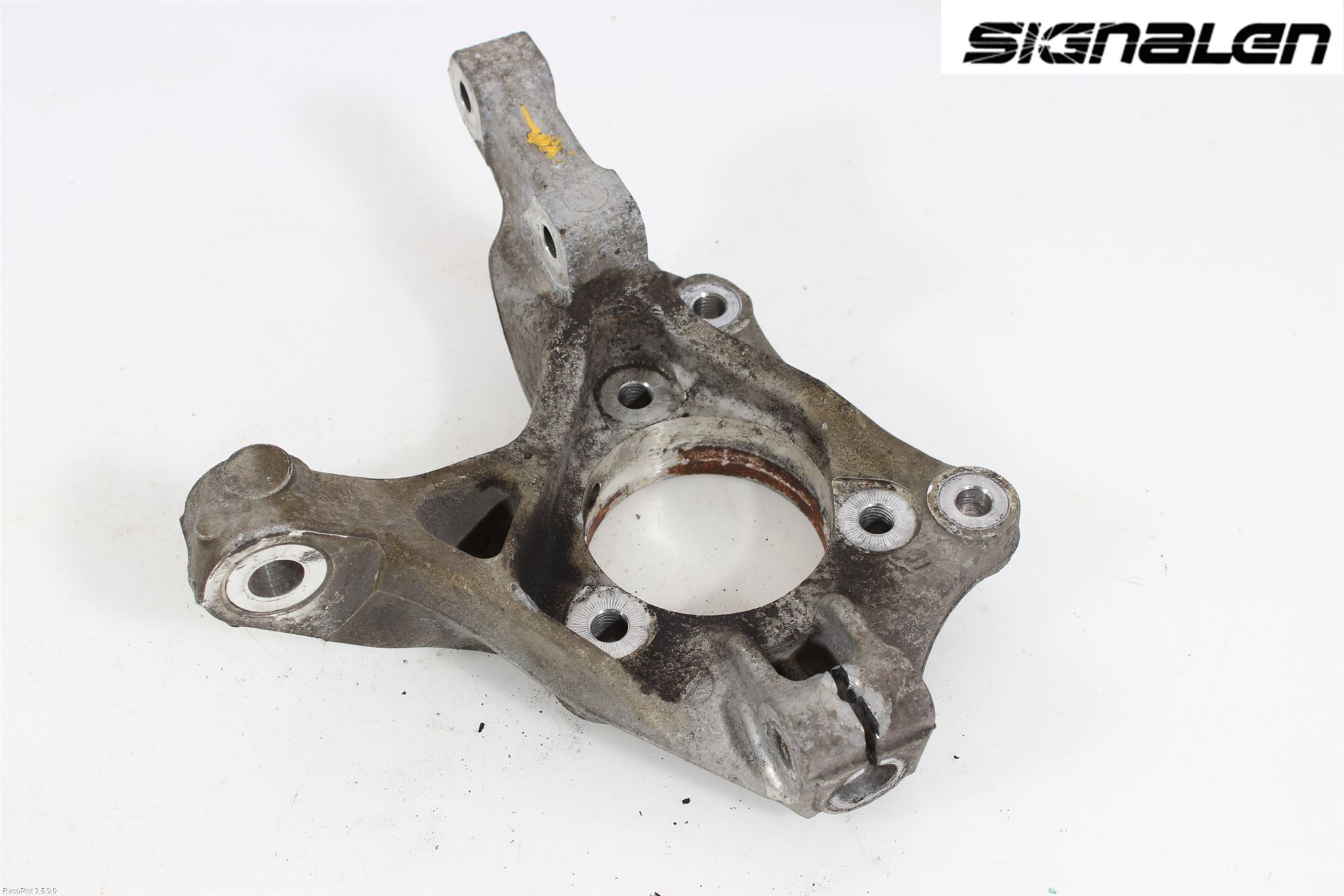 Opel ASTRA J 10-15 Styrspindel Lagerhus Vä