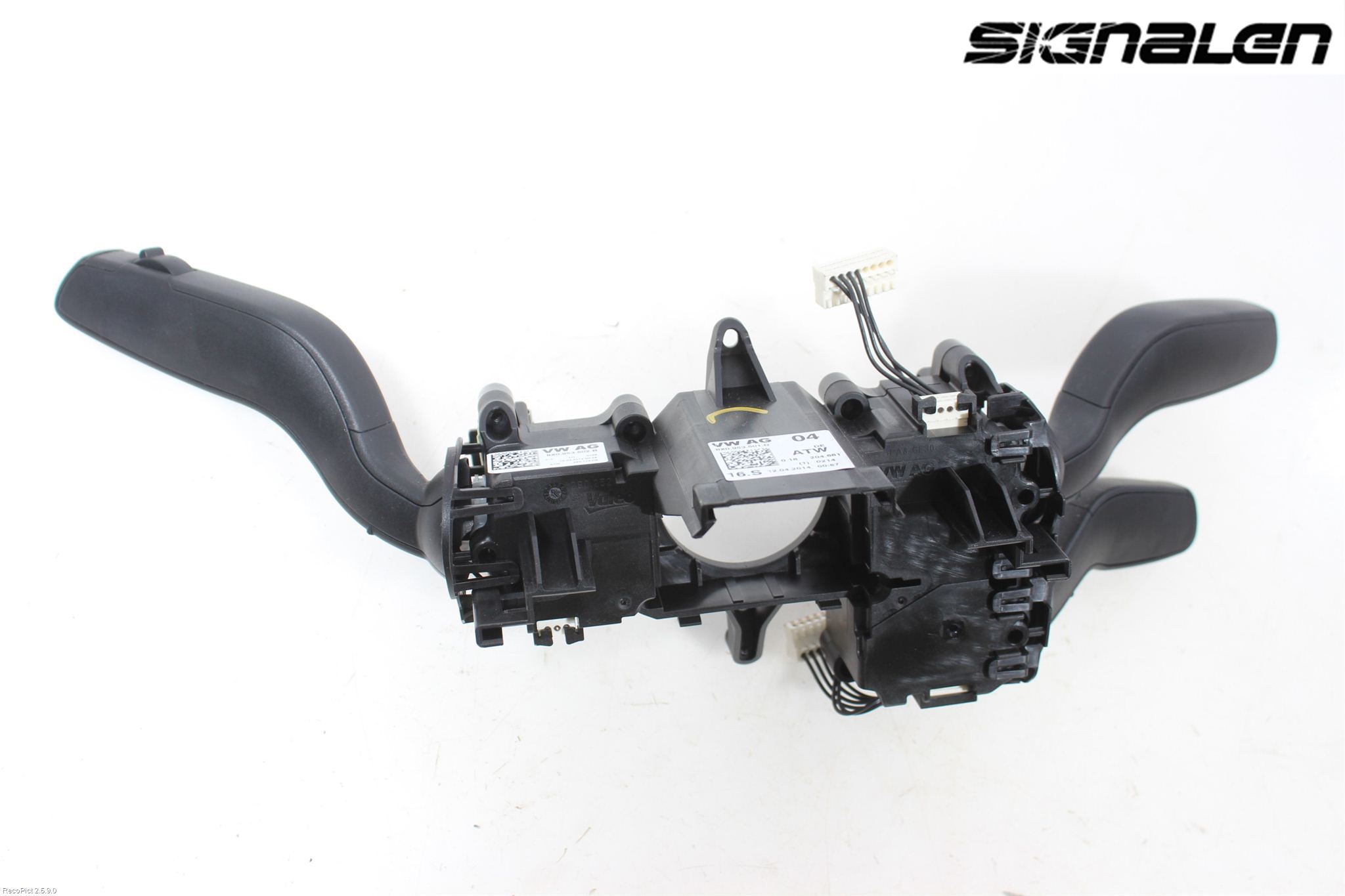 Audi Q3 8U 12-18 Spakcentral