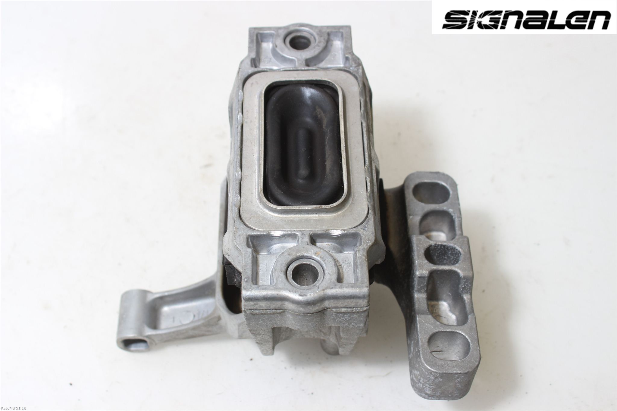 Audi Q3 8U 12-18 Motorkudde