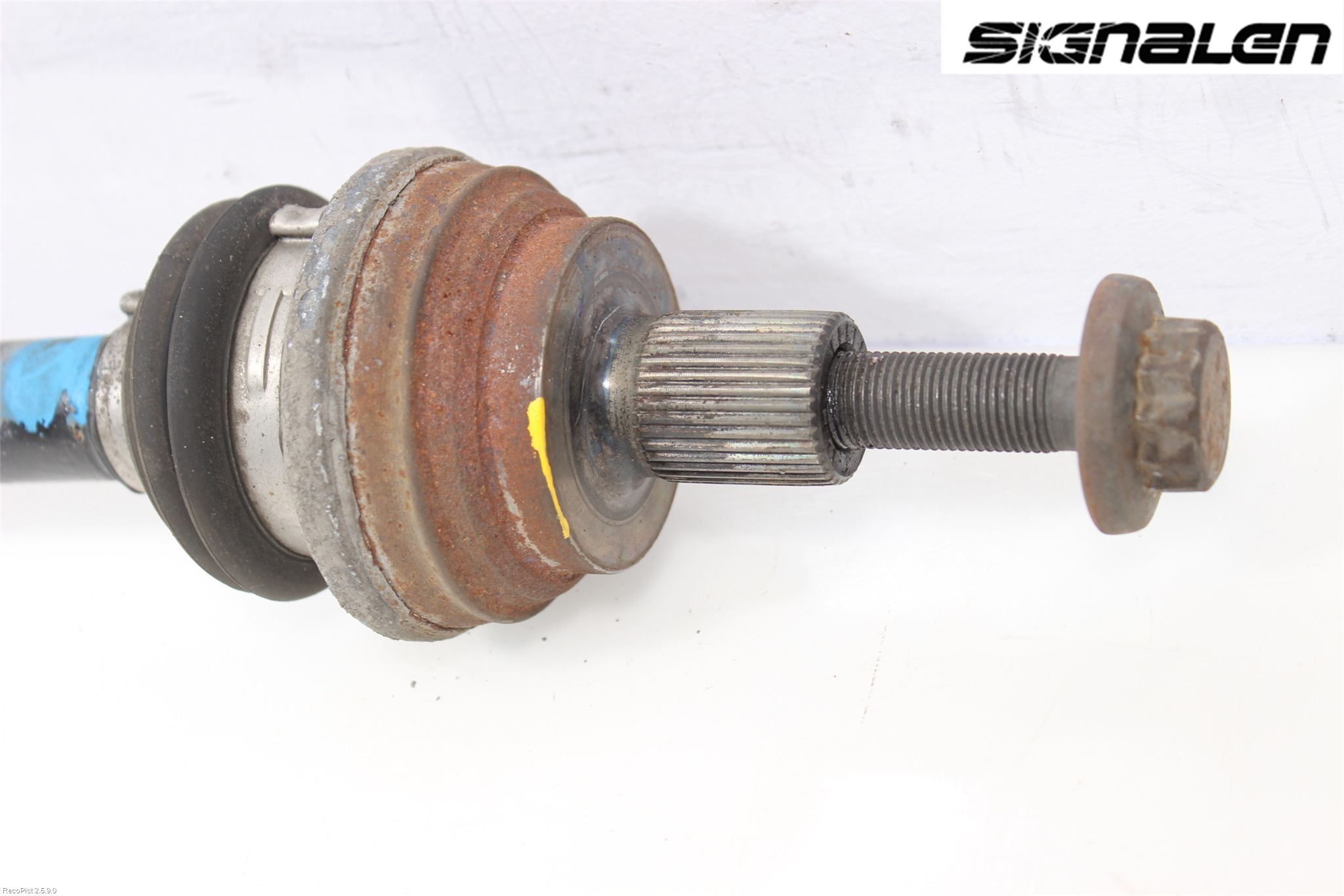 Audi Q3 8U 12-18 Drivaxel Bak Höger