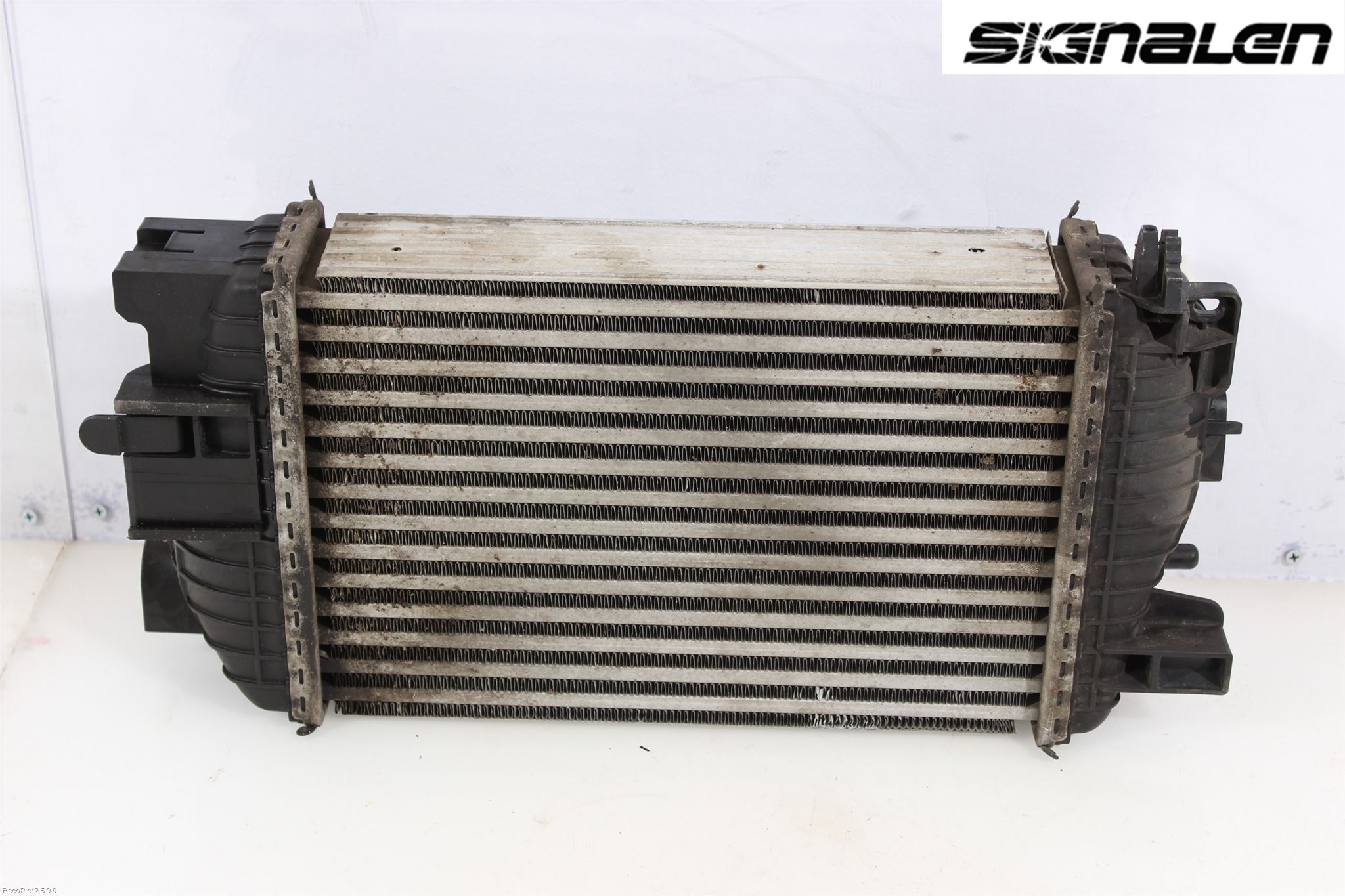 Opel MERIVA B 10-17 Laddluft-Intercooler Kyl