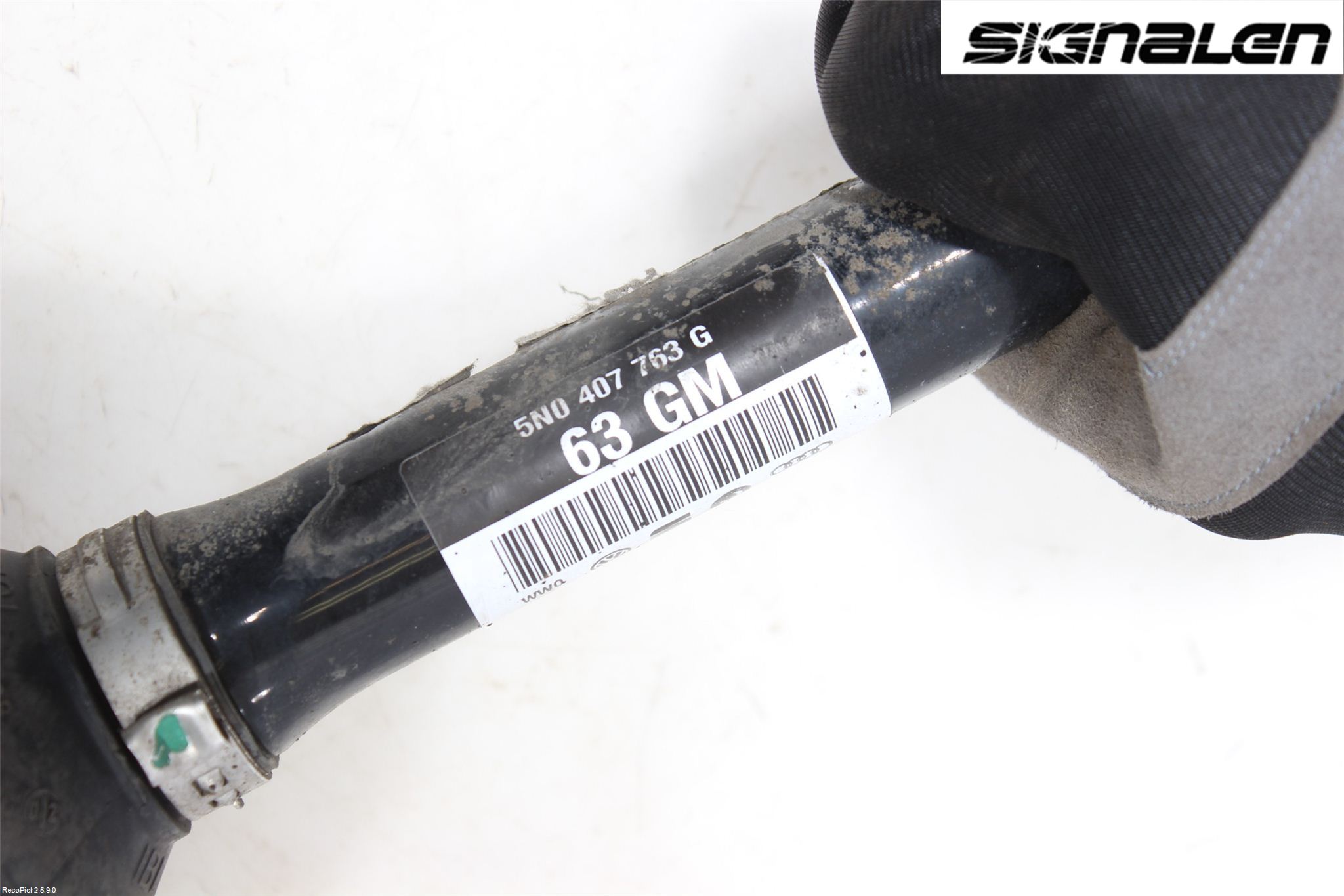 Audi Q3 8U 12-18 Drivaxel Fram Vänster
