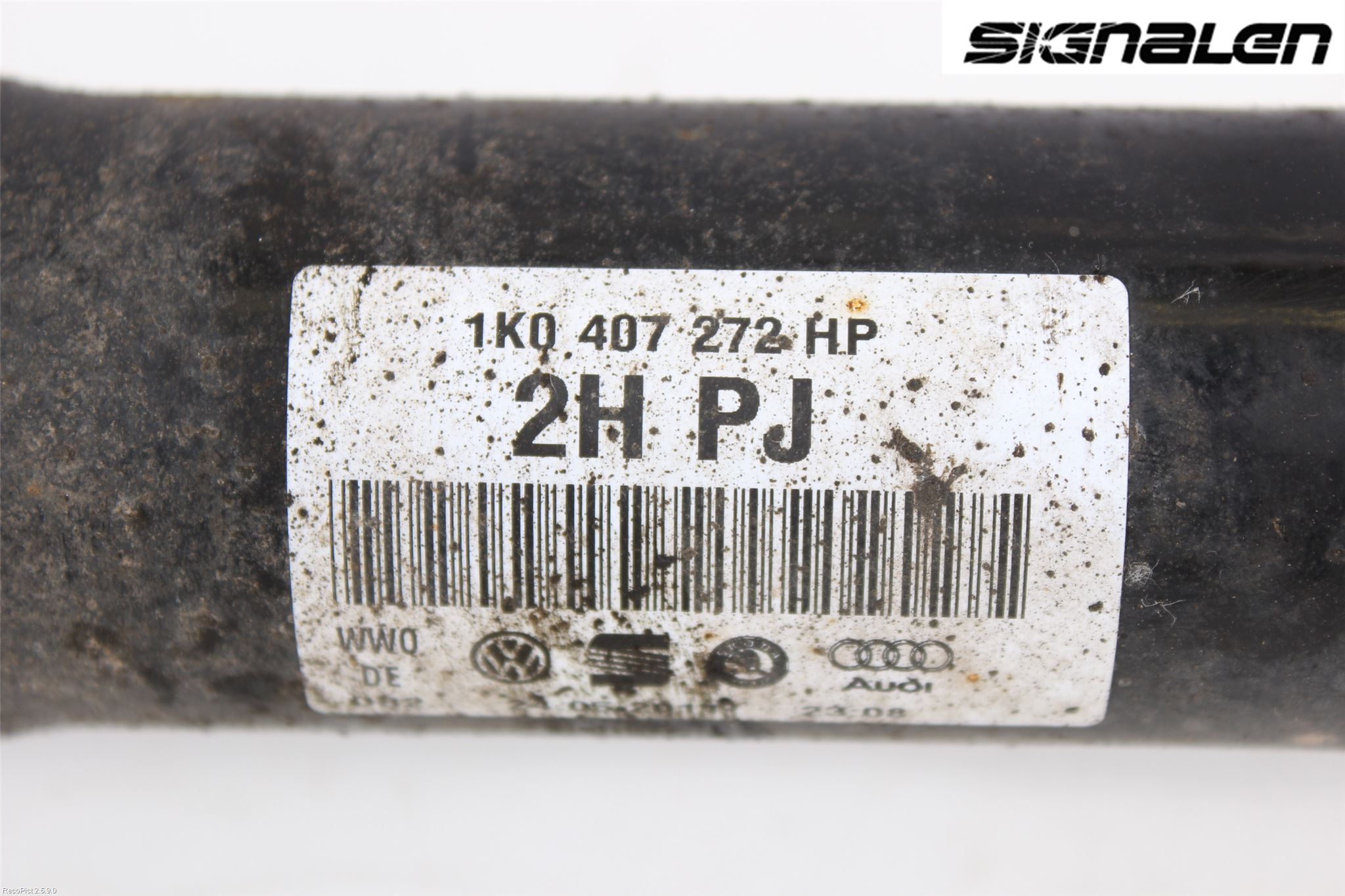 Volkswagen VW PASSAT 11-14 Drivaxel Fram Höger