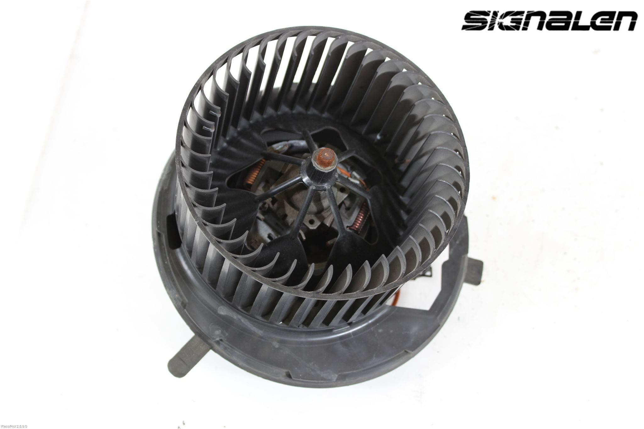 Volkswagen VW PASSAT 11-14 Värmefläkt