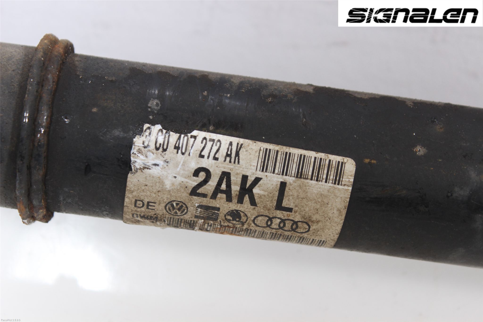 Volkswagen VW PASSAT 05-11 Drivaxel Fram Höger