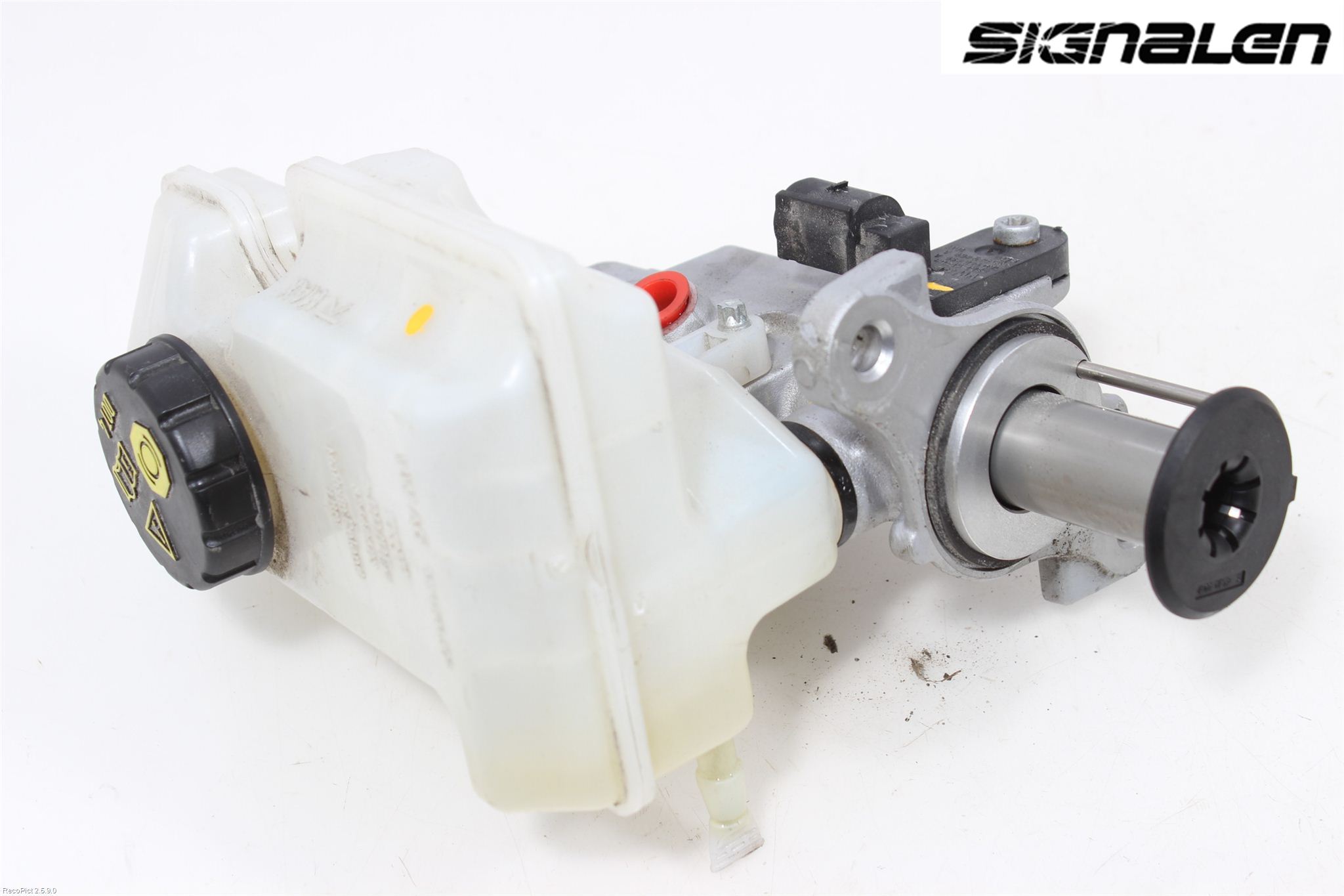 Volkswagen VW PASSAT 15-19 Broms Huvudcylinder