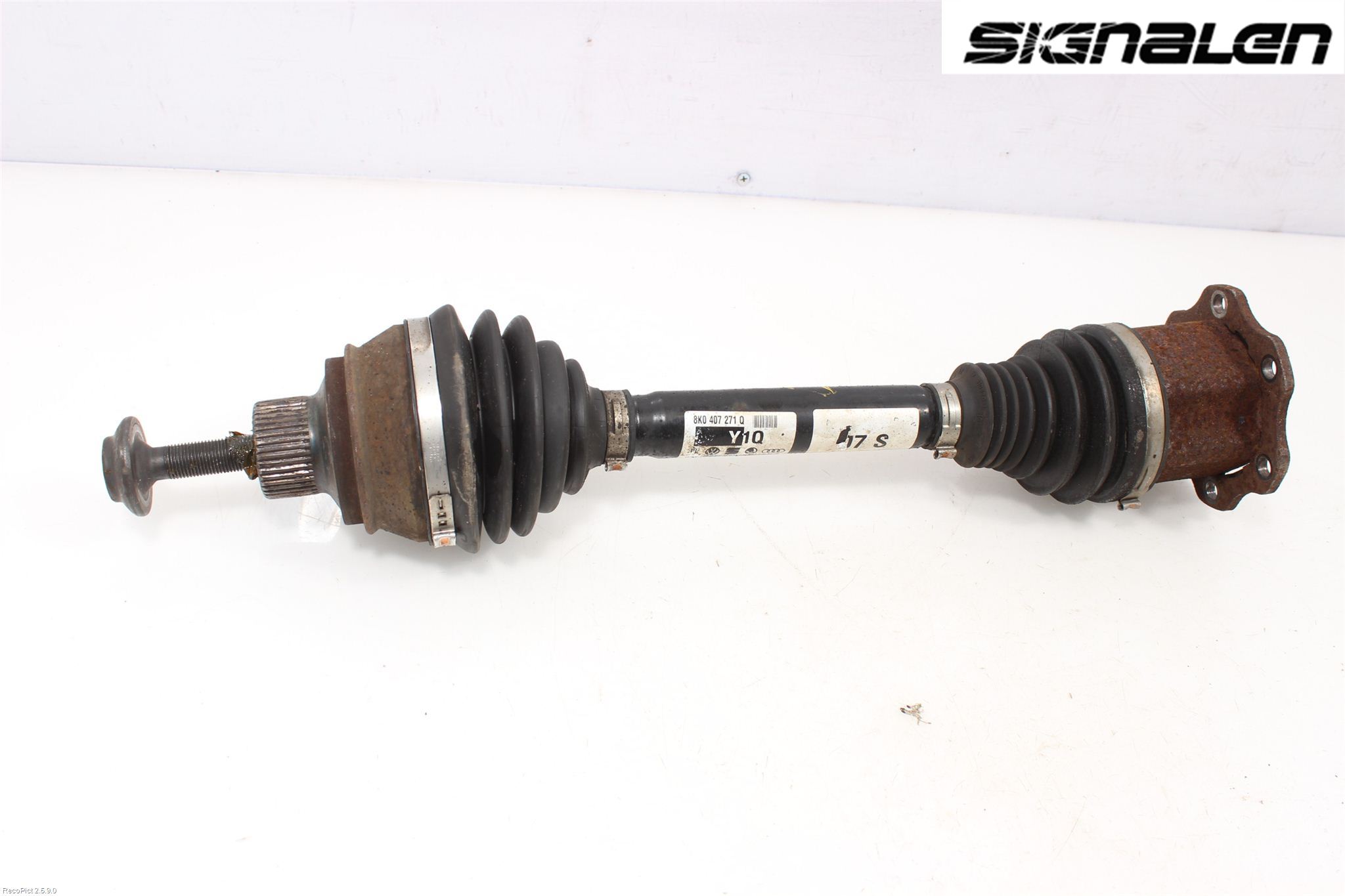 Audi A4/S4 08-11 Drivaxel Fram Vänster