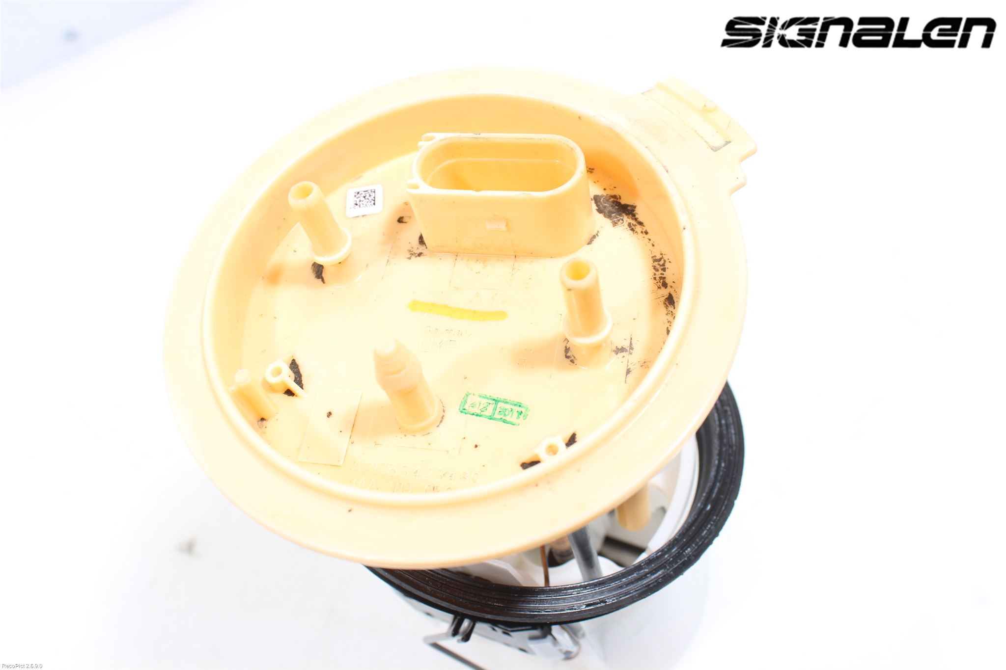 Volkswagen VW PASSAT 11-14 Bränslepump El